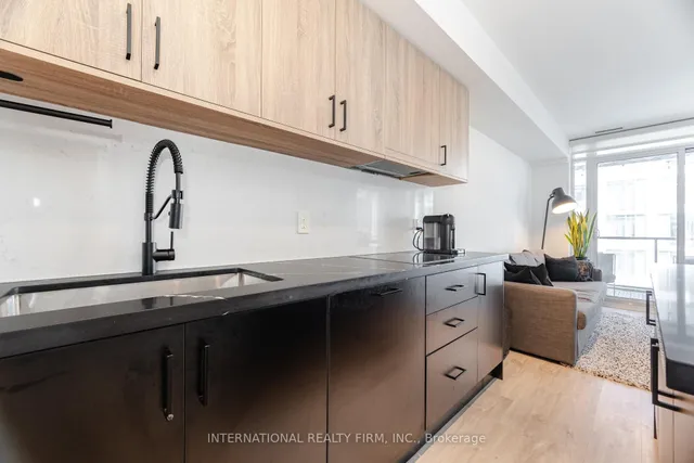 Additional property image - 27 Bathurst St Unit 1012