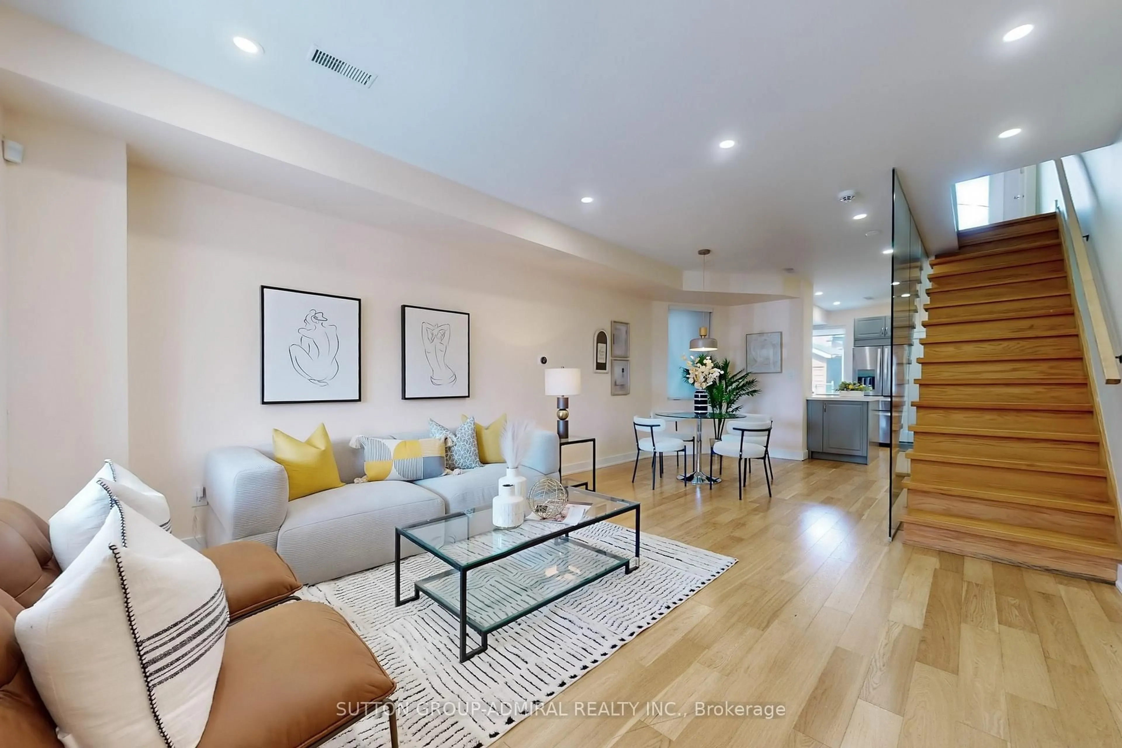 Living room with furniture, unknown for 1216 Davenport Rd, Toronto Ontario M6H 2G8