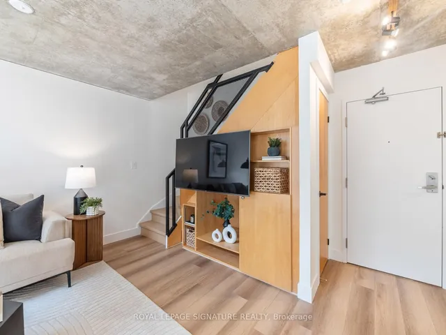 Additional property image - 800 King St Unit 609