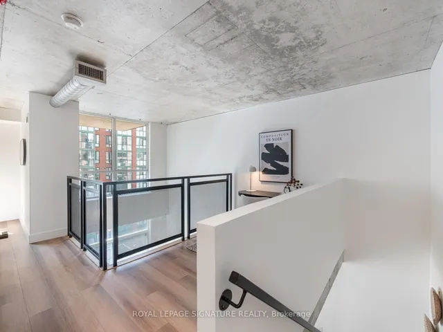 Additional property image - 800 King St Unit 609