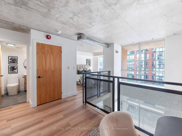 Additional property image - 800 King St Unit 609