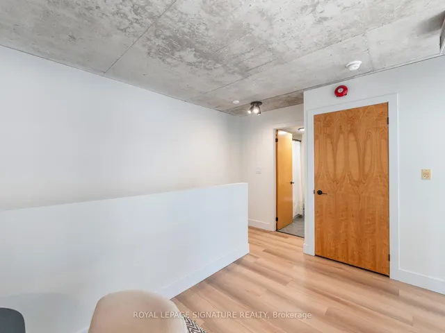 Additional property image - 800 King St Unit 609