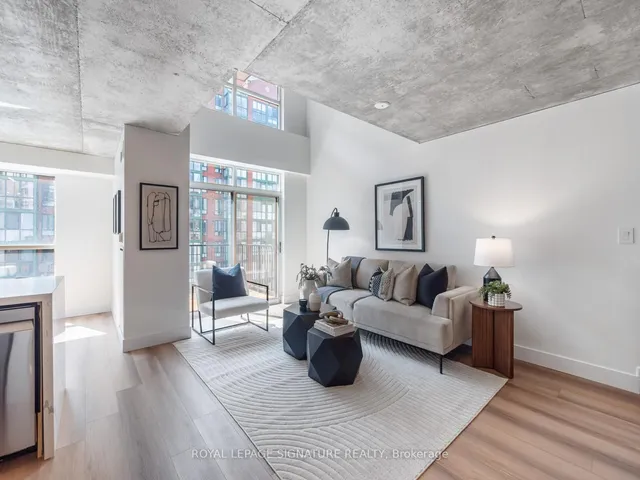 Additional property image - 800 King St Unit 609