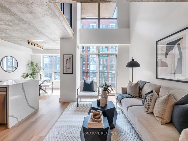 Additional property image - 800 King St Unit 609