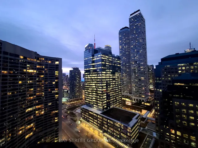 Additional property image - 33 Harbour Sq Unit 3019