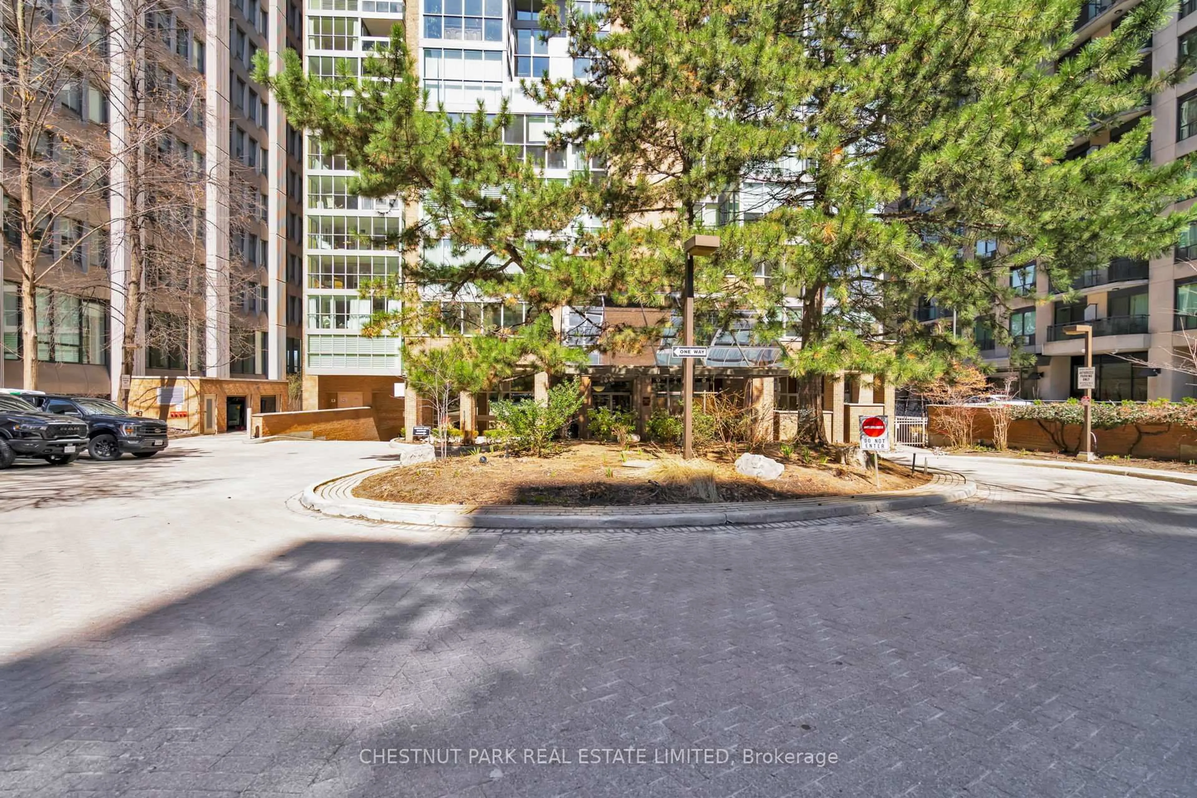 Unknown for 278 Bloor St #410, Toronto Ontario M4W 3M4
