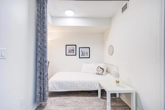 Additional property image - 25 Lower Simcoe St Unit 627