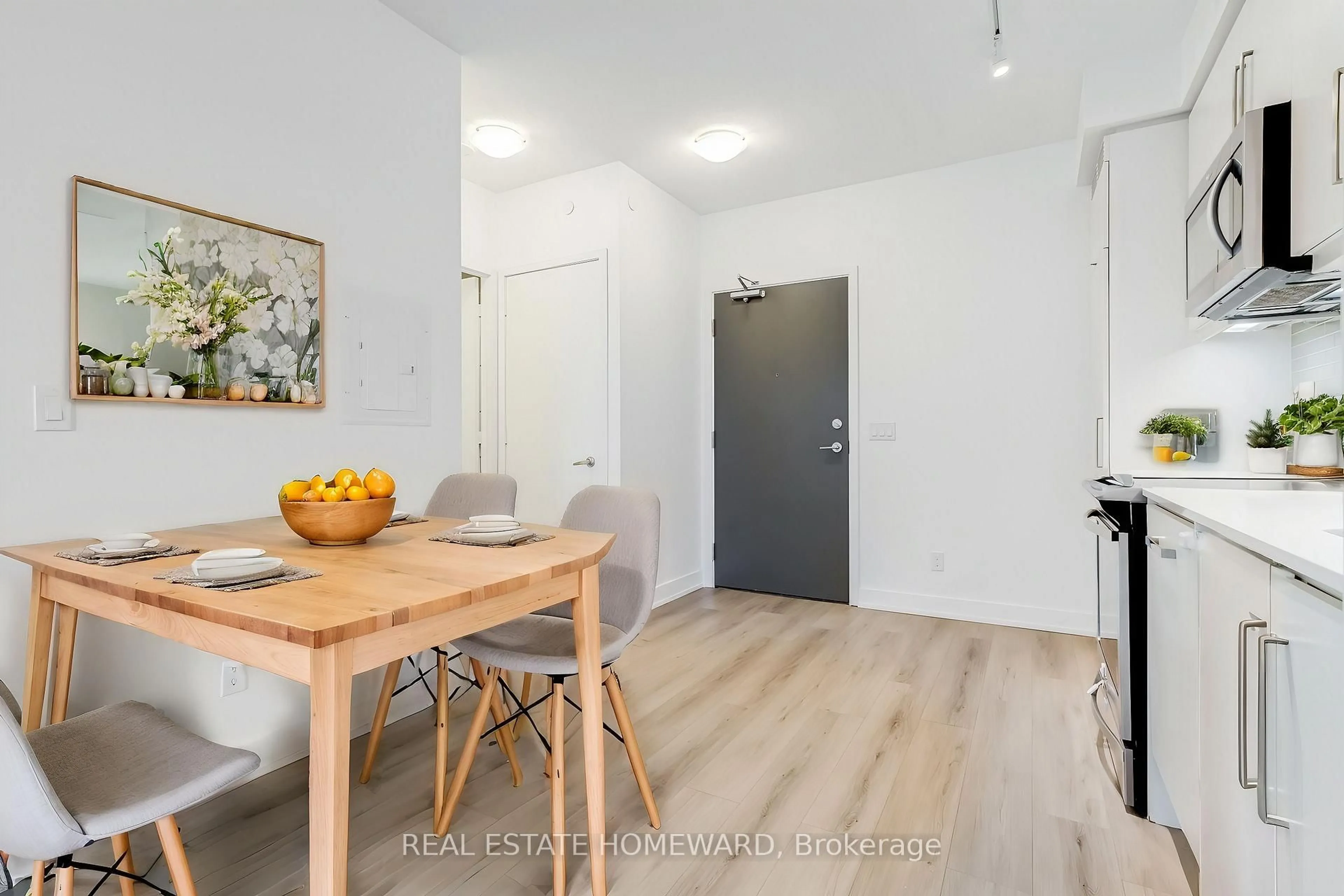 Unknown for 5180 Yonge St #1003, Toronto Ontario M2N 0K5