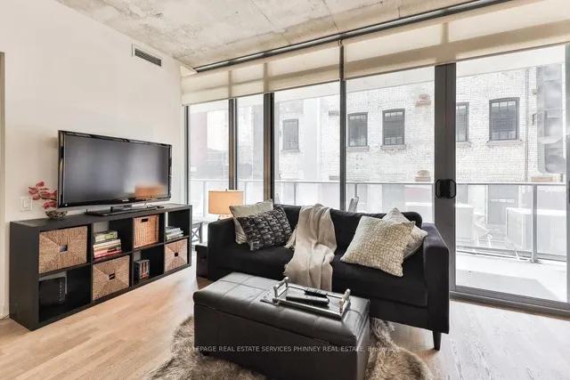 Additional property image - 650 King St Unit 207