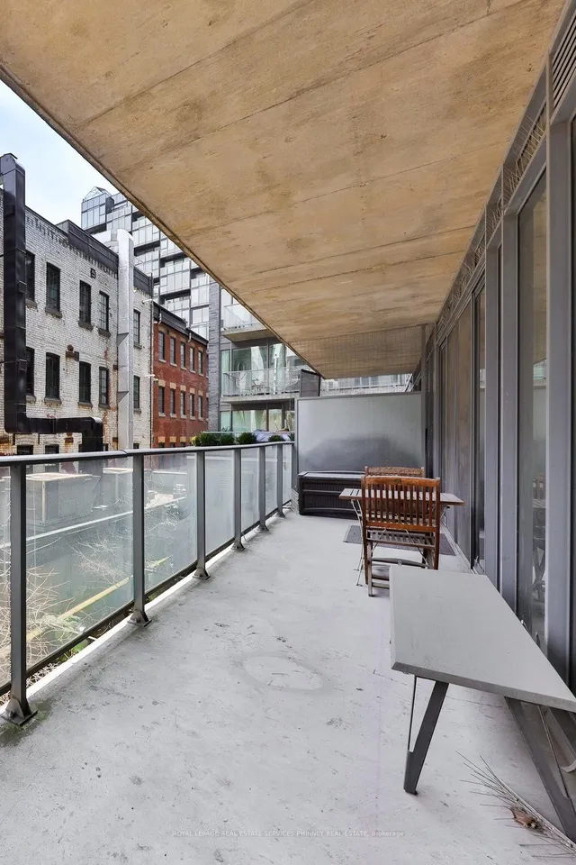 Additional property image - 650 King St Unit 207
