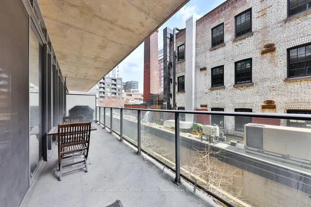 Additional property image - 650 King St Unit 207