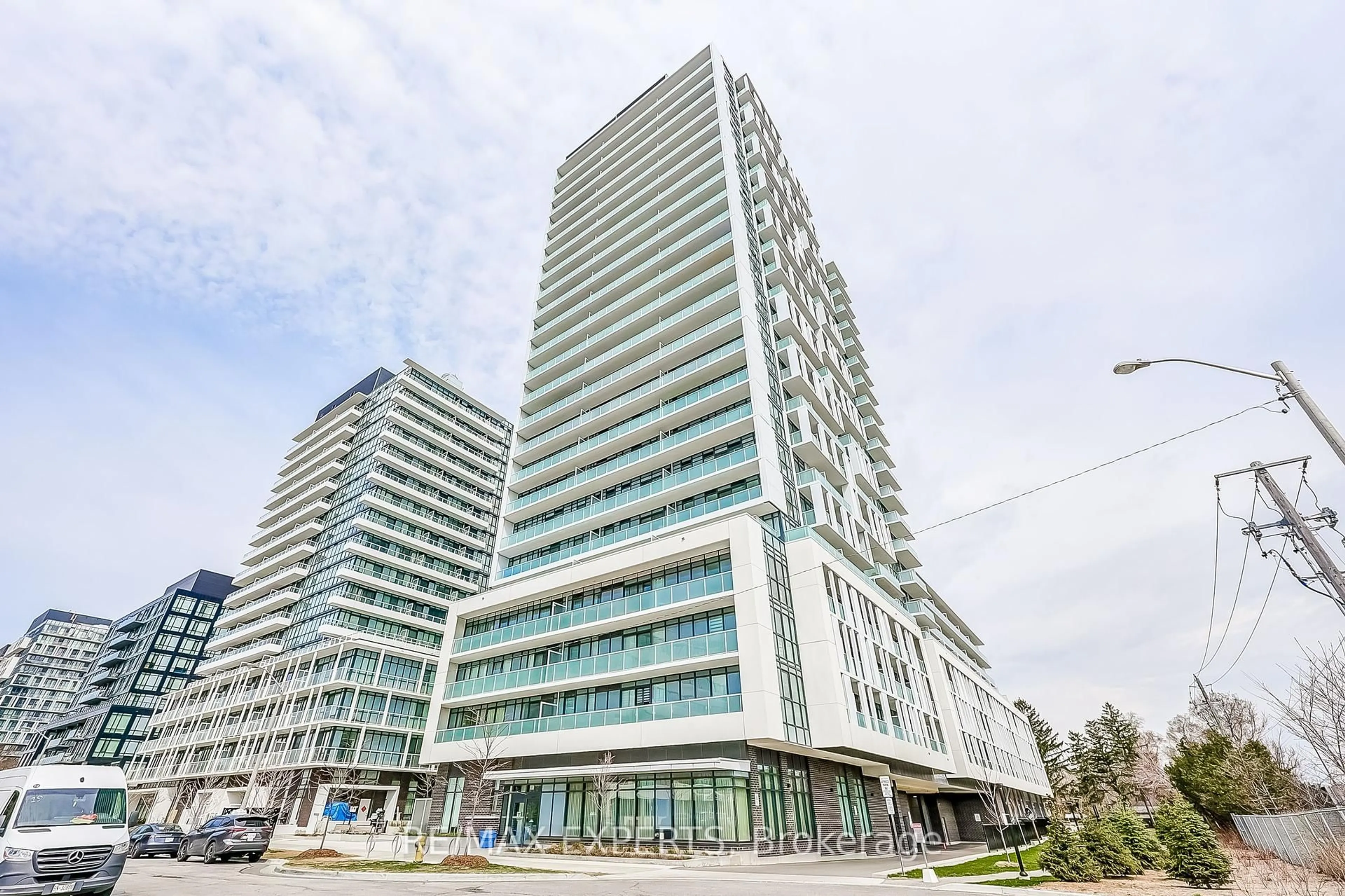 Indoor foyer for 188 Fairview Mall Dr #1011, Toronto Ontario M2J 0H7