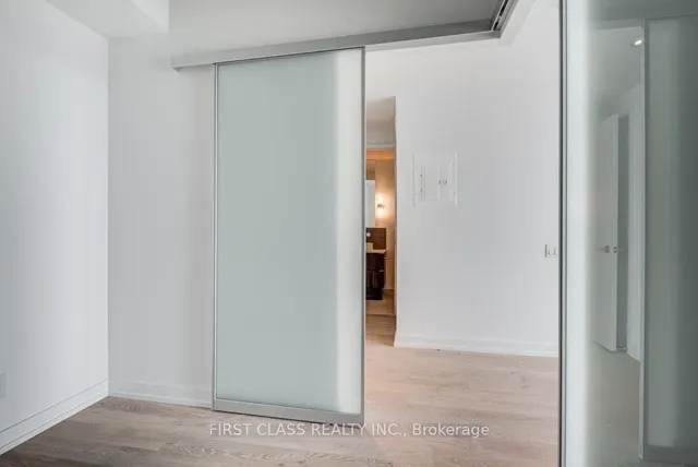 Additional property image - 161 Roehampton Ave Unit 4111