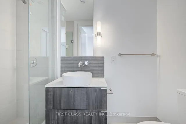 Additional property image - 161 Roehampton Ave Unit 4111