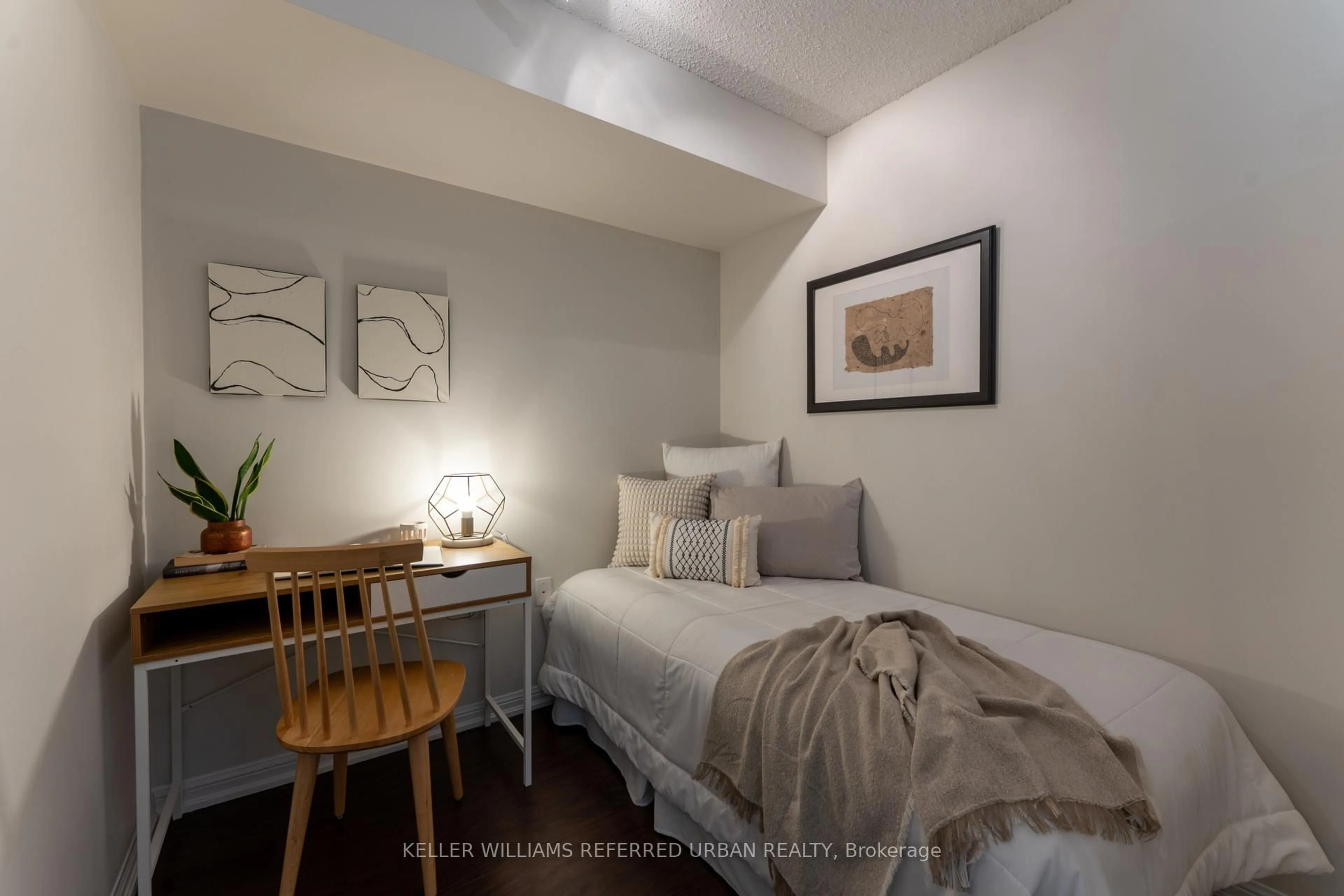 Bedroom with bed, unknown for 125 Western Battery Rd #1813, Toronto Ontario M6K 3R8