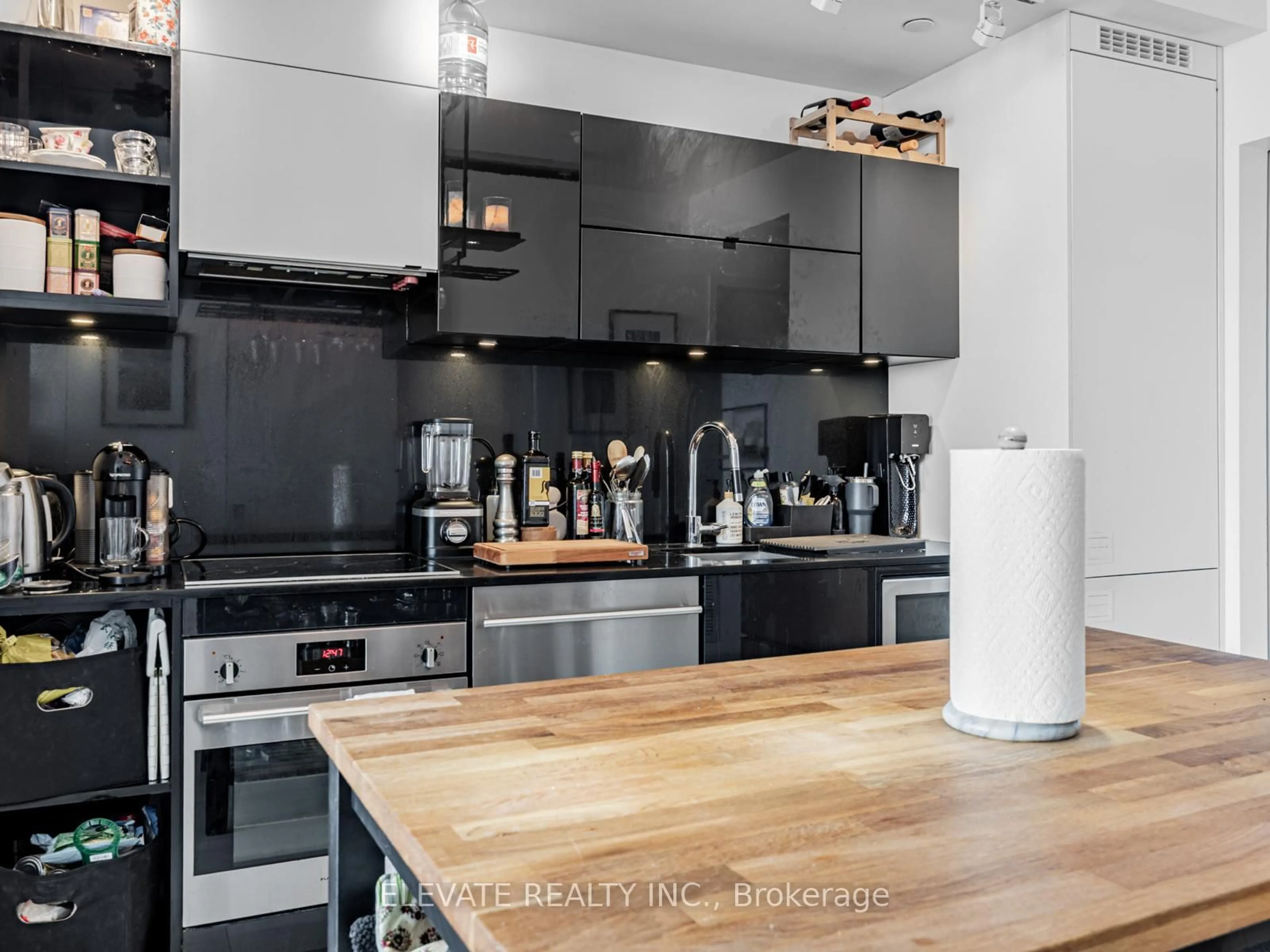 Unknown for 125 Peter St #3104, Toronto Ontario M5V 2G9