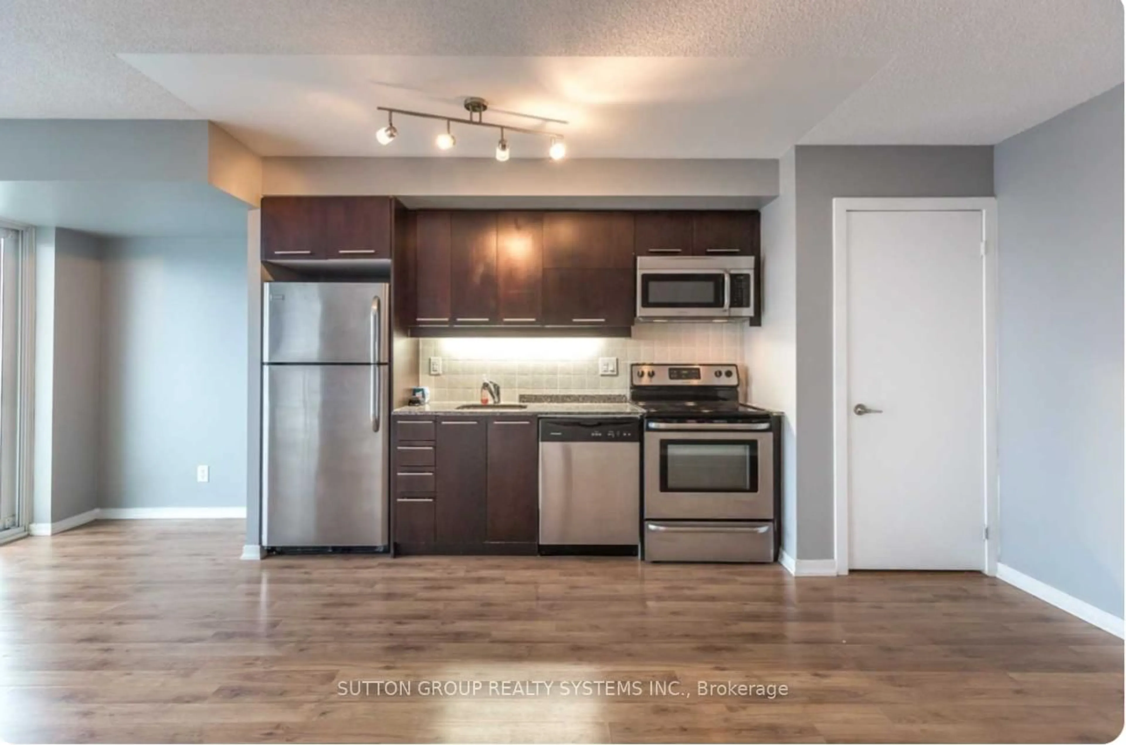 Unknown for 38 Joe Shuster Way #1529, Toronto Ontario M6K 0A5