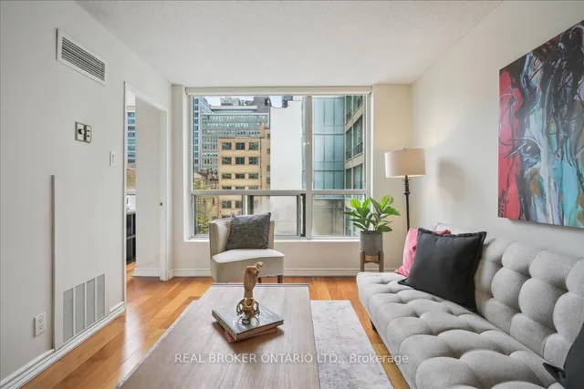 Additional property image - 92 King St Unit 508