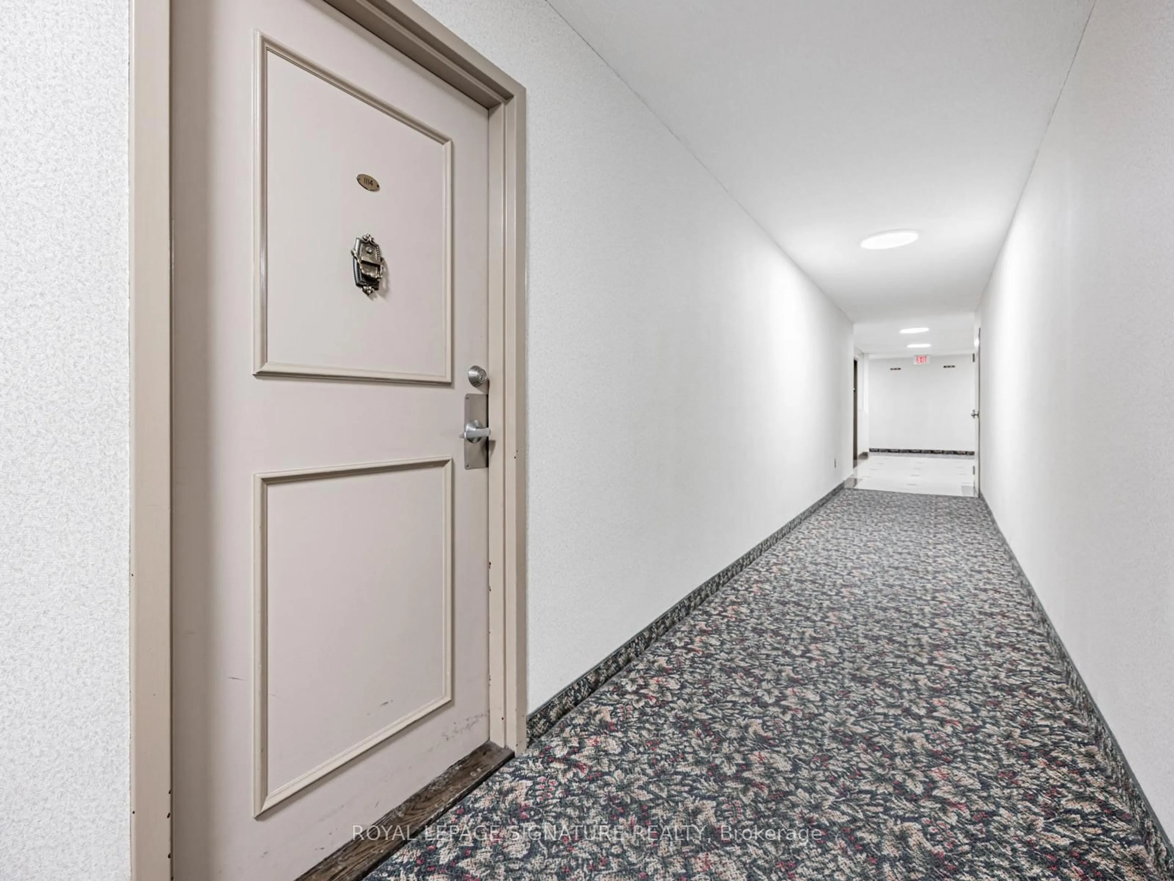 Indoor foyer for 5 Shady Gfwy #1114, Toronto Ontario M3C 3A5