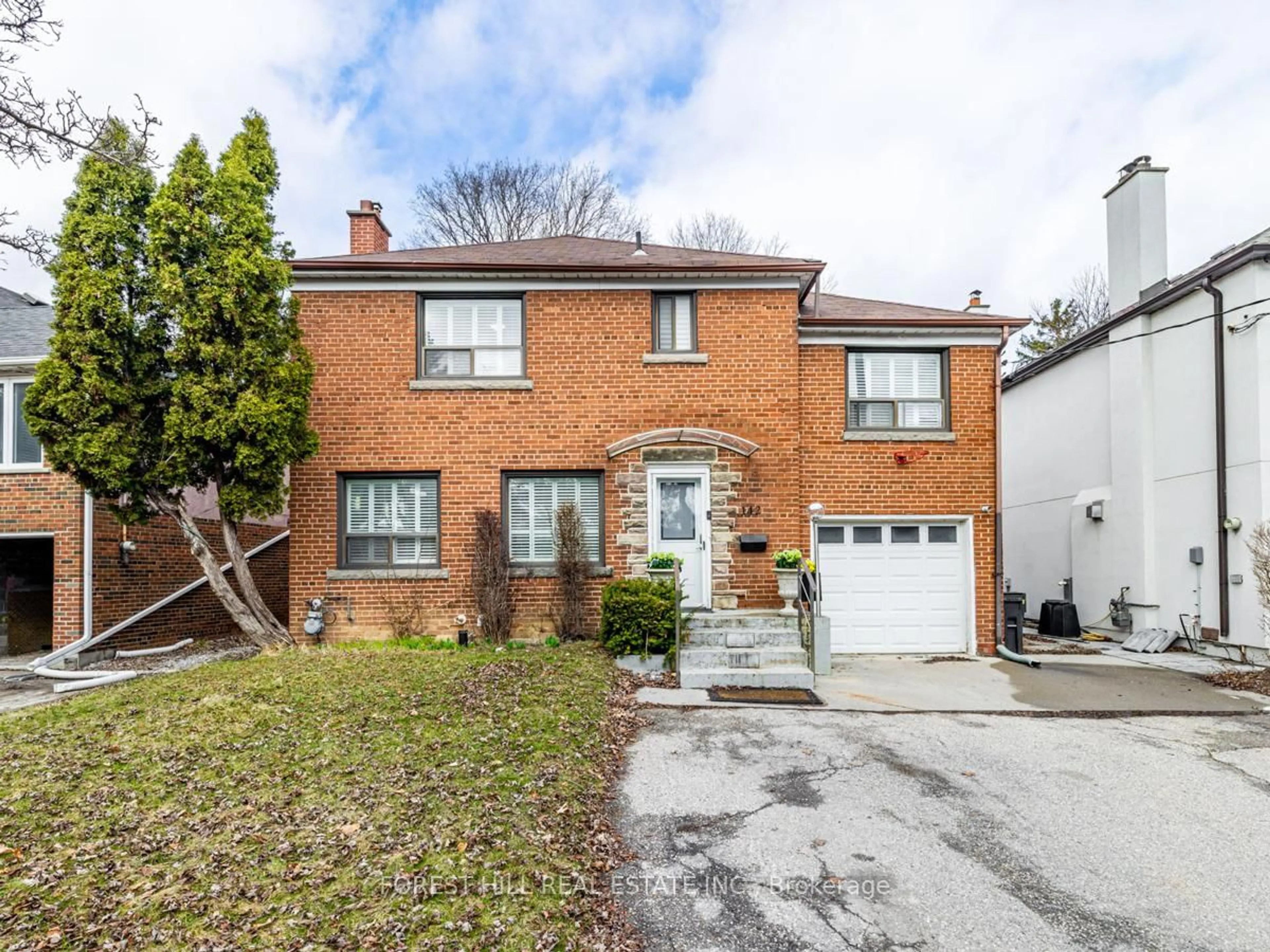Home with brick exterior material, street for 142 Delhi Ave, Toronto Ontario M3H 1A6