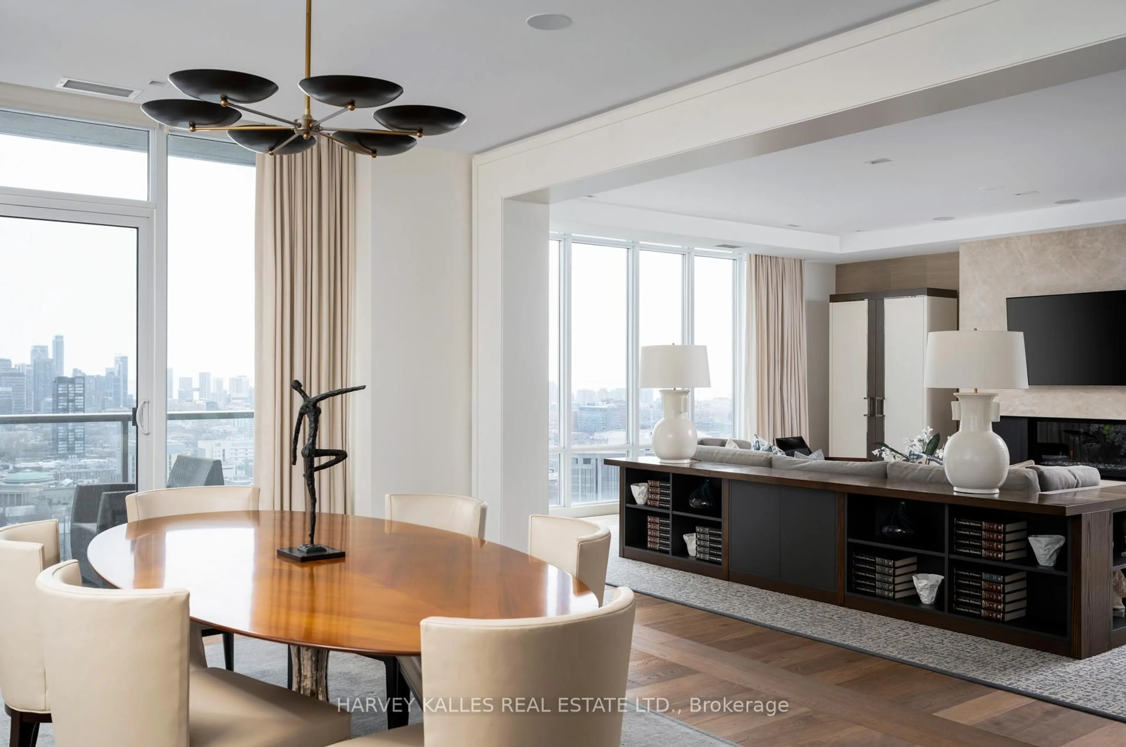 Open concept kitchen, unknown for 1 Bedford Rd #2901, Toronto Ontario M5R 2J7