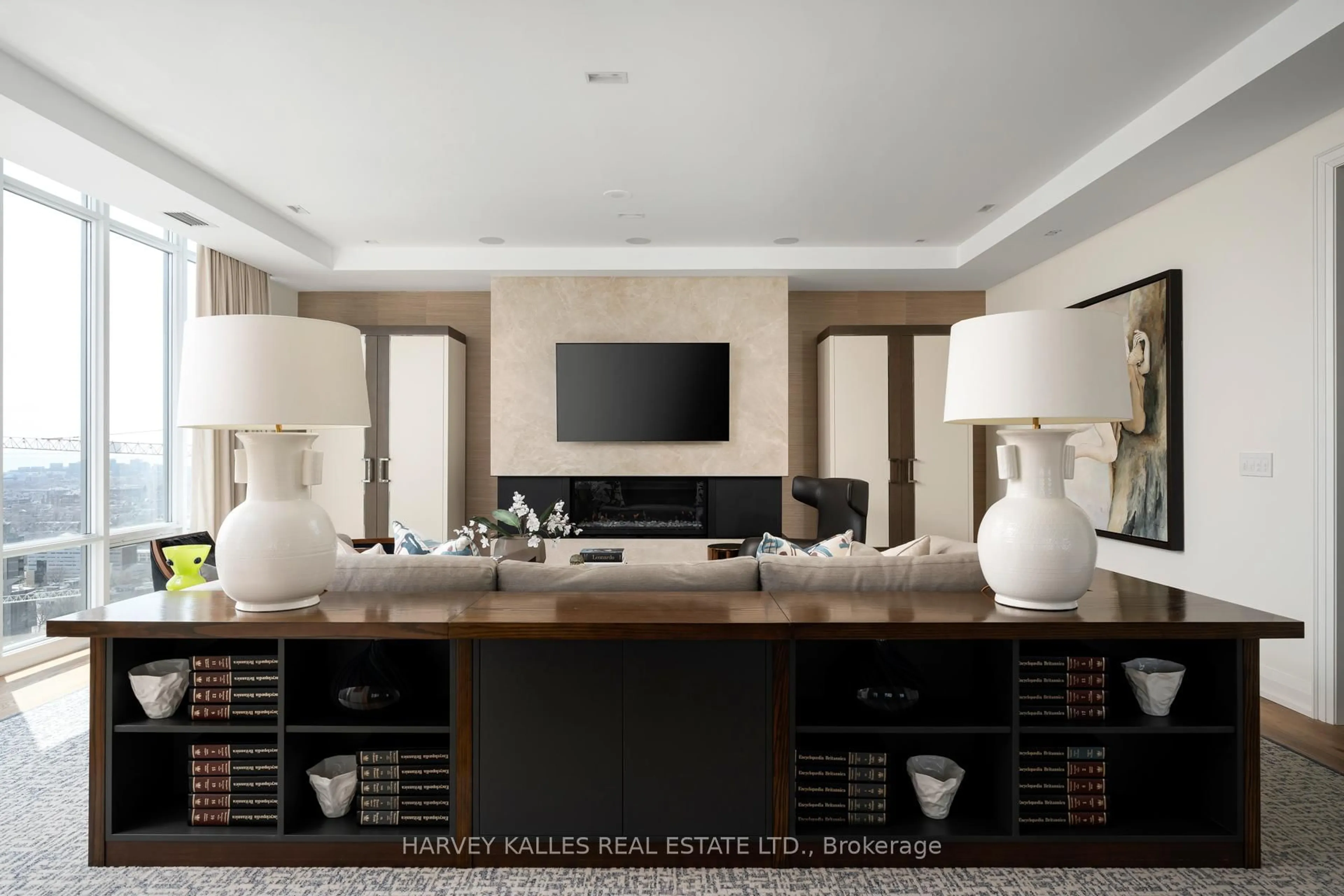 Home theater for 1 Bedford Rd #2901, Toronto Ontario M5R 2J7