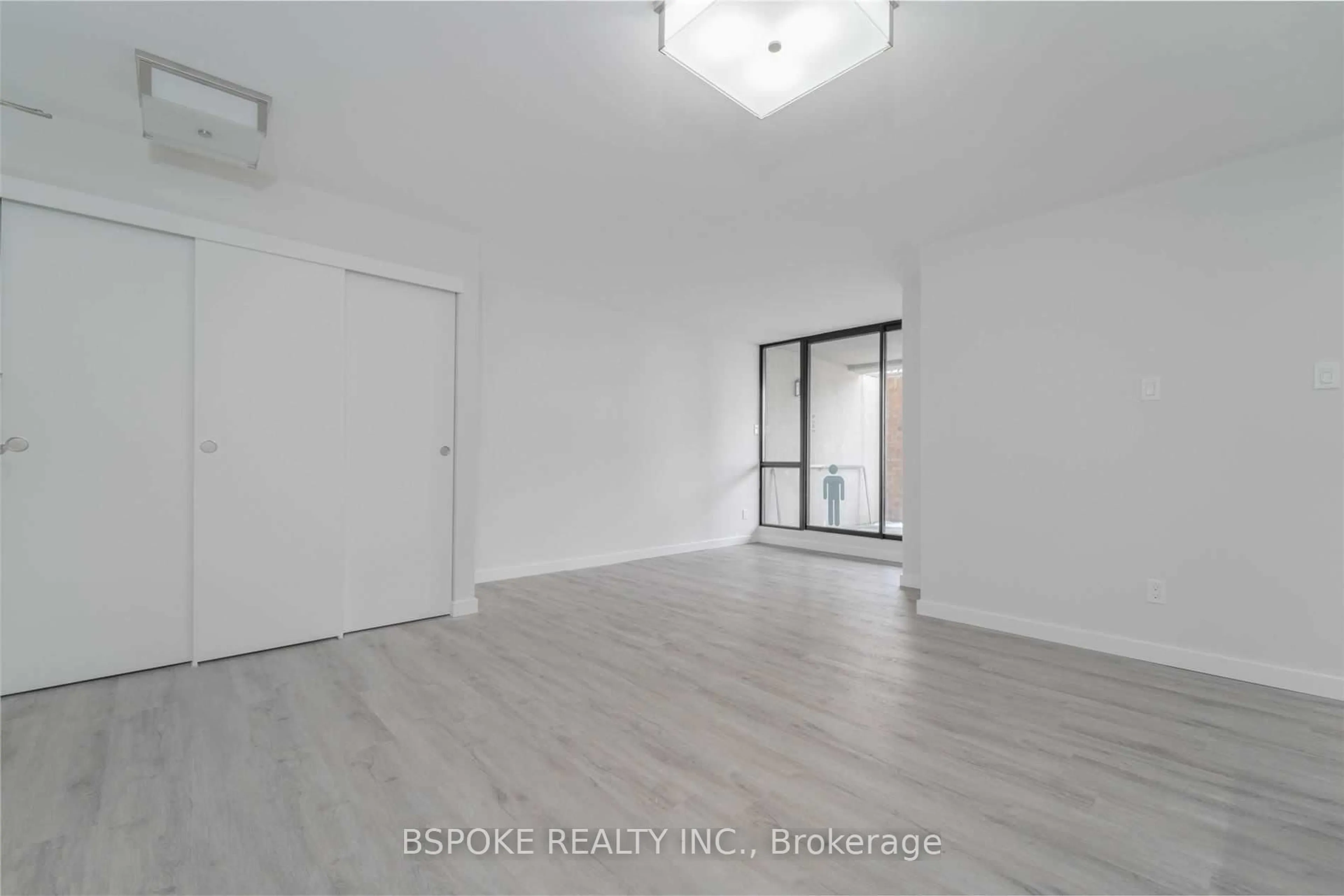 A pic of a room for 105 McCaul St #204, Toronto Ontario M5T 2X4