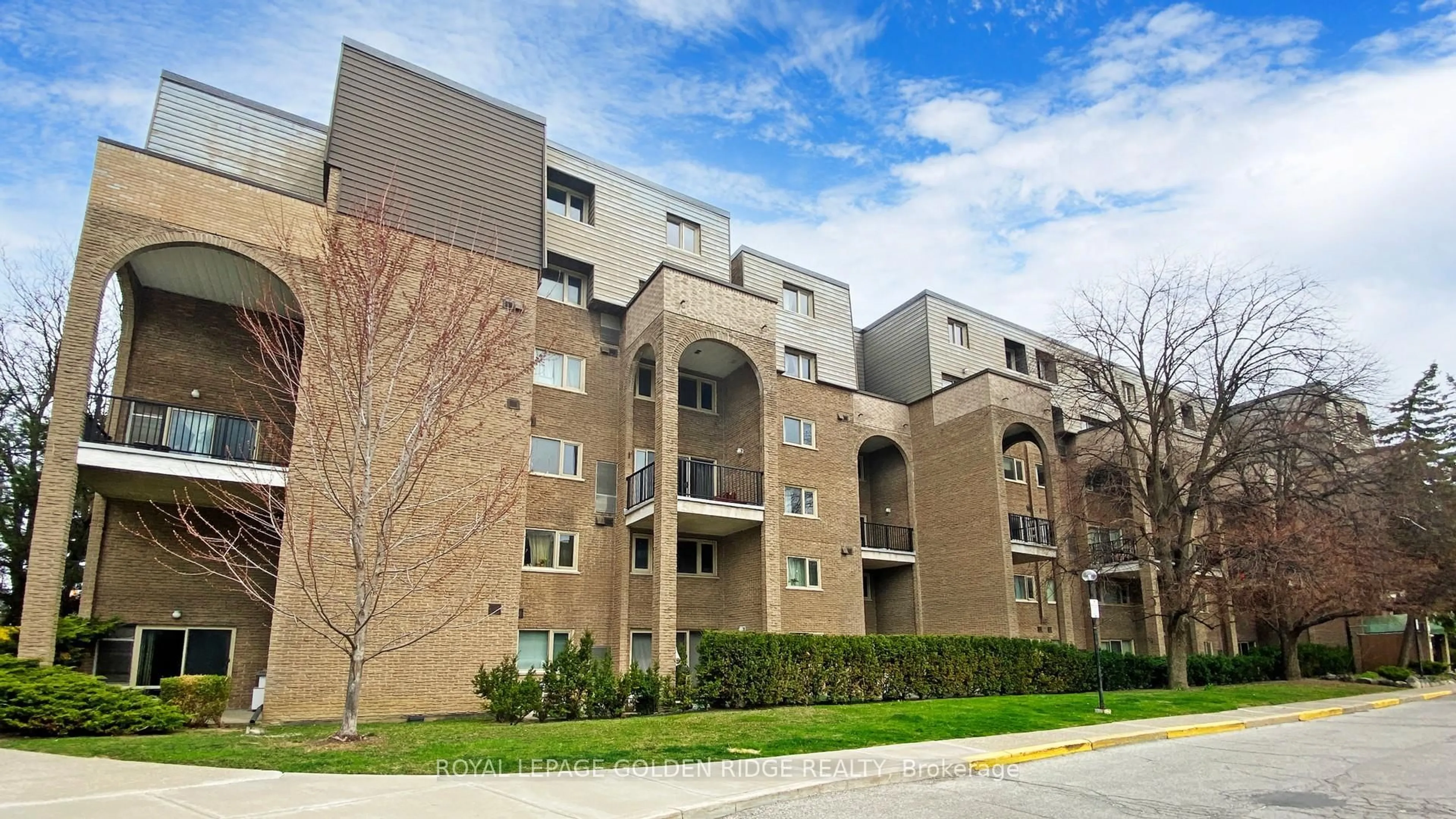Unknown for 4005 Don Mills Rd #312, Toronto Ontario M2H 3J8