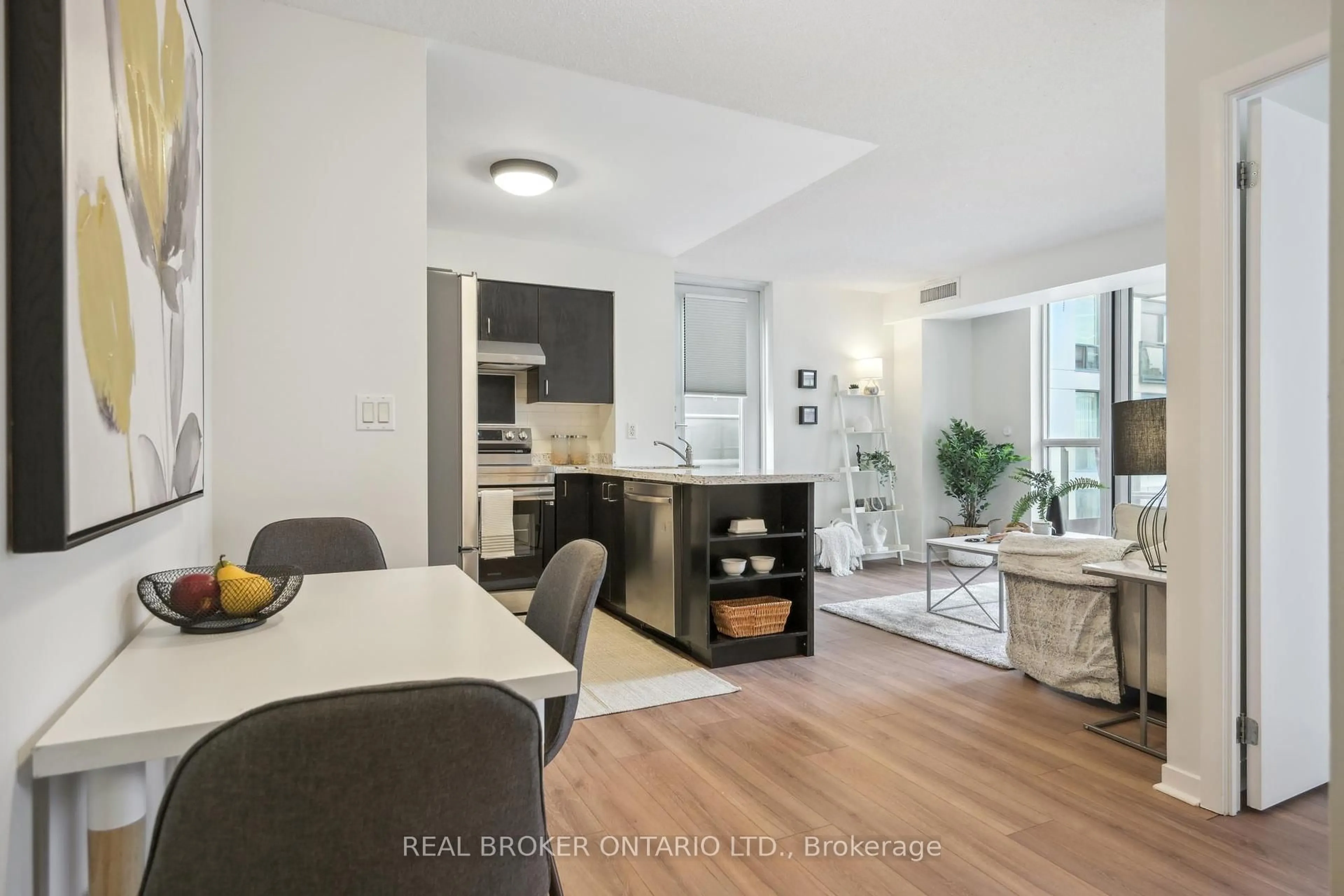 Unknown for 76 Shuter St #501, Toronto Ontario M5B 1B4