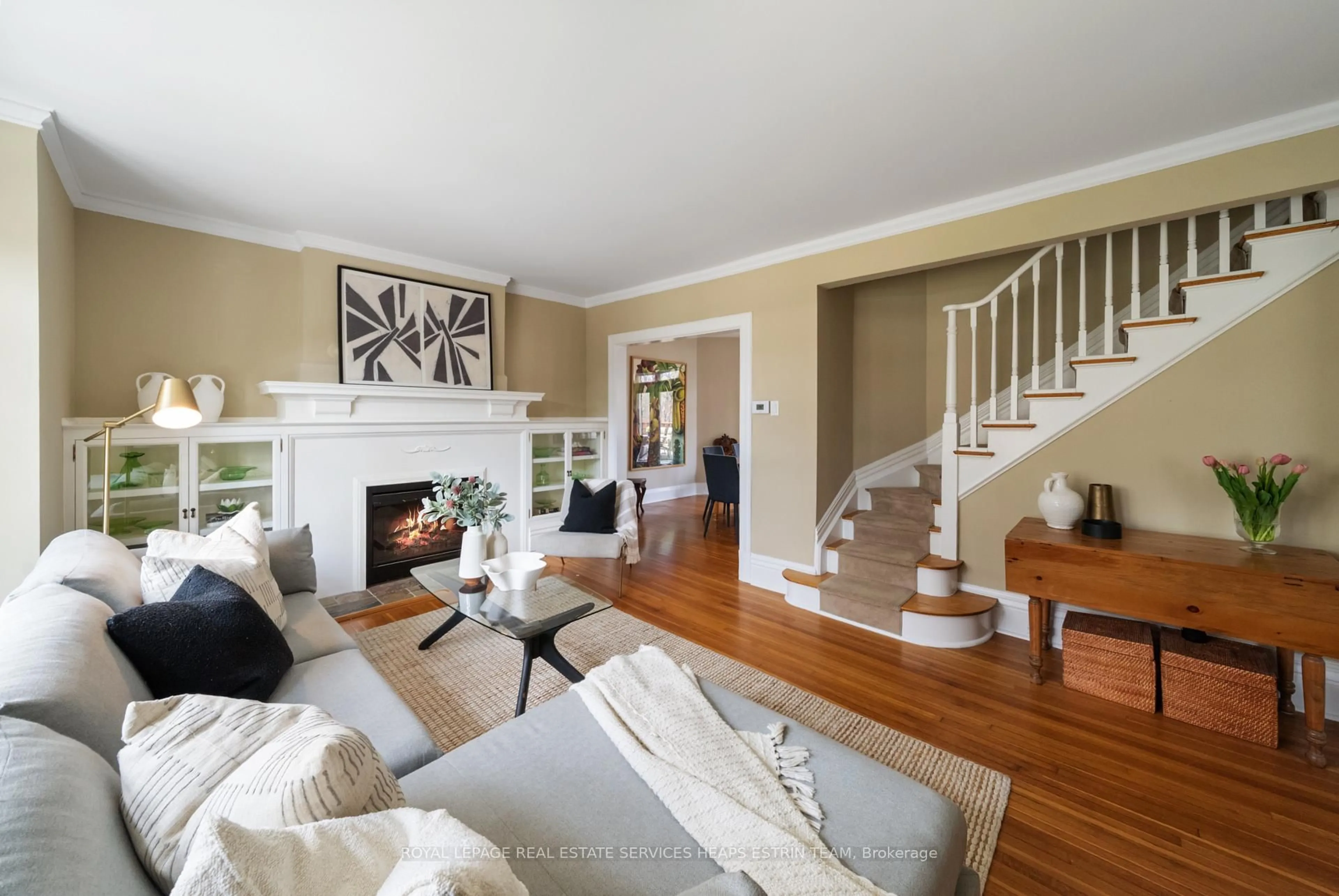 Living room with furniture, unknown for 85 Douglas Cres, Toronto Ontario M4W 2G3