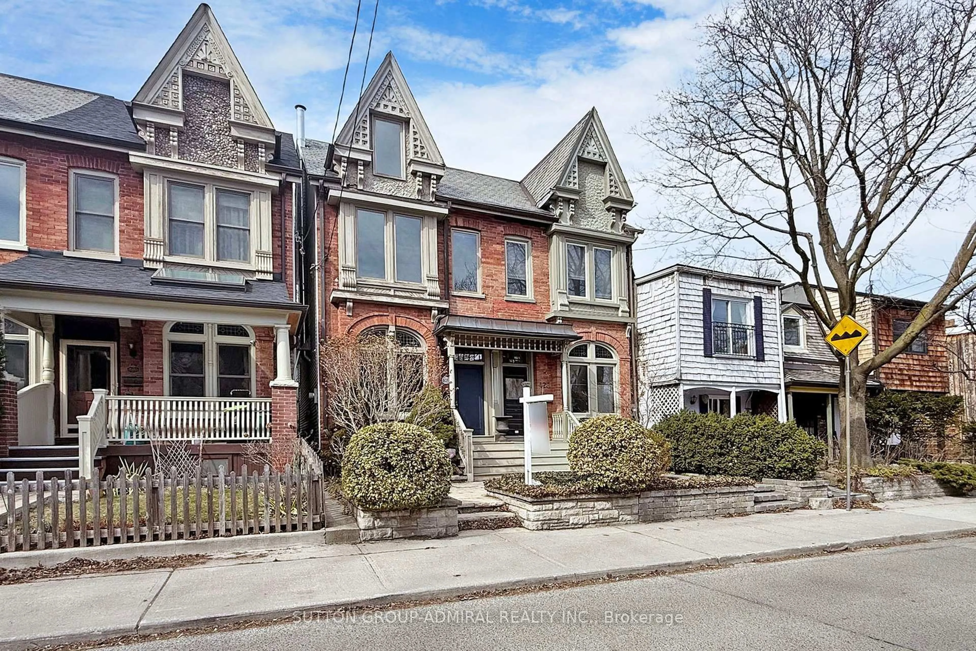 Home with brick exterior material, street for 426 Wellesley St, Toronto Ontario M4X 1H7