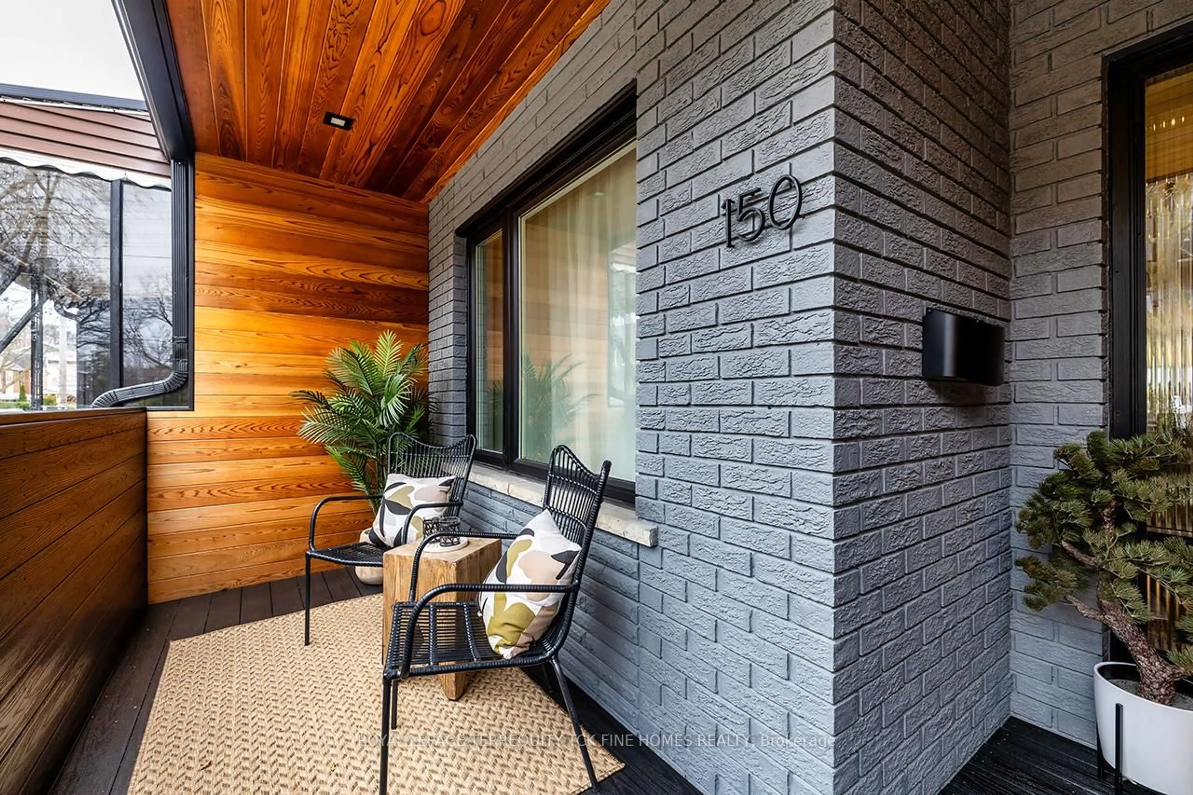 Patio, street for 150 Lisgar St, Toronto Ontario M6J 3G3