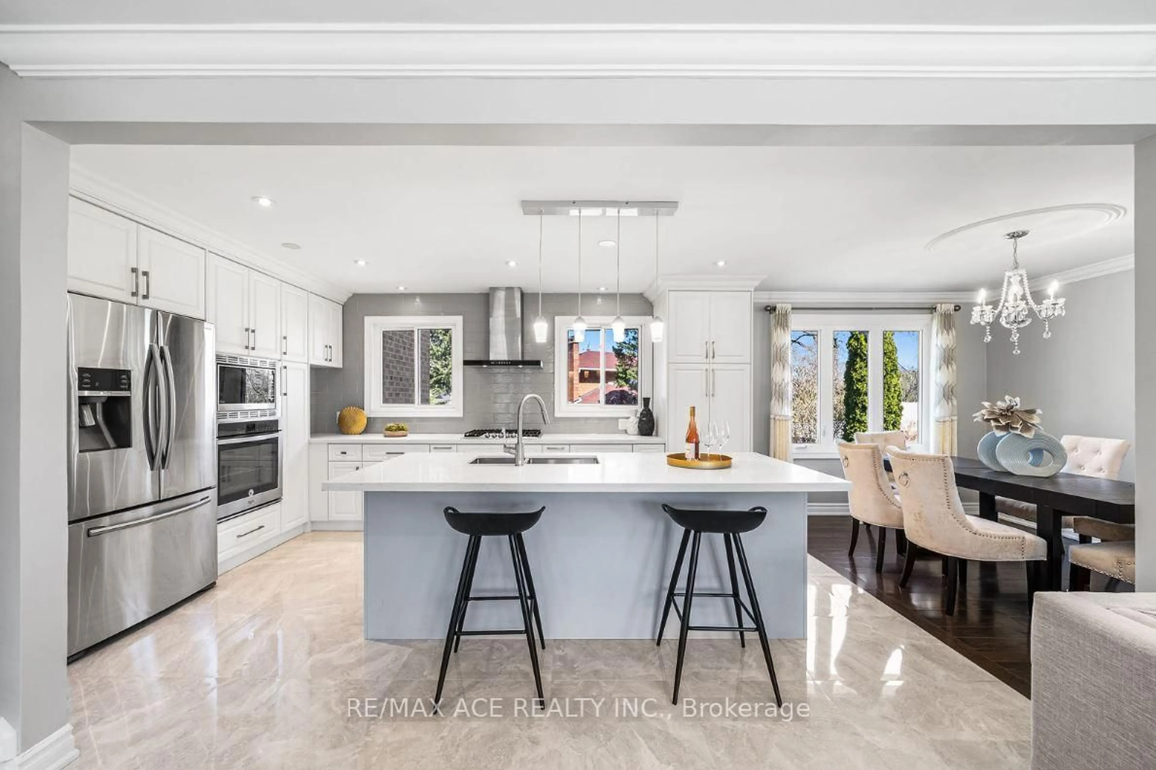 Open concept kitchen, ceramic/tile floor for 6 Oldborough Circ, Toronto Ontario M2J 3A2