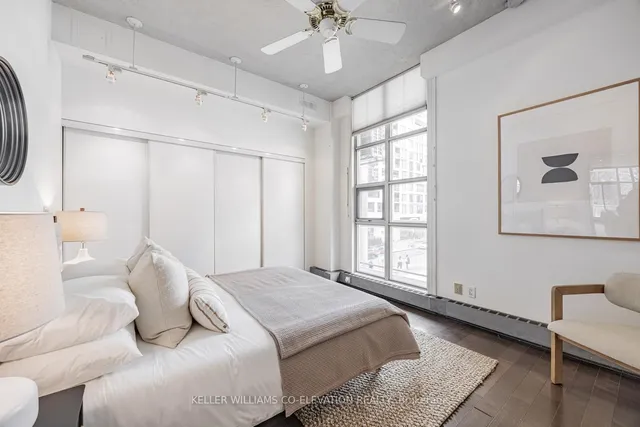 Additional property image - 20 Niagara St Unit 202