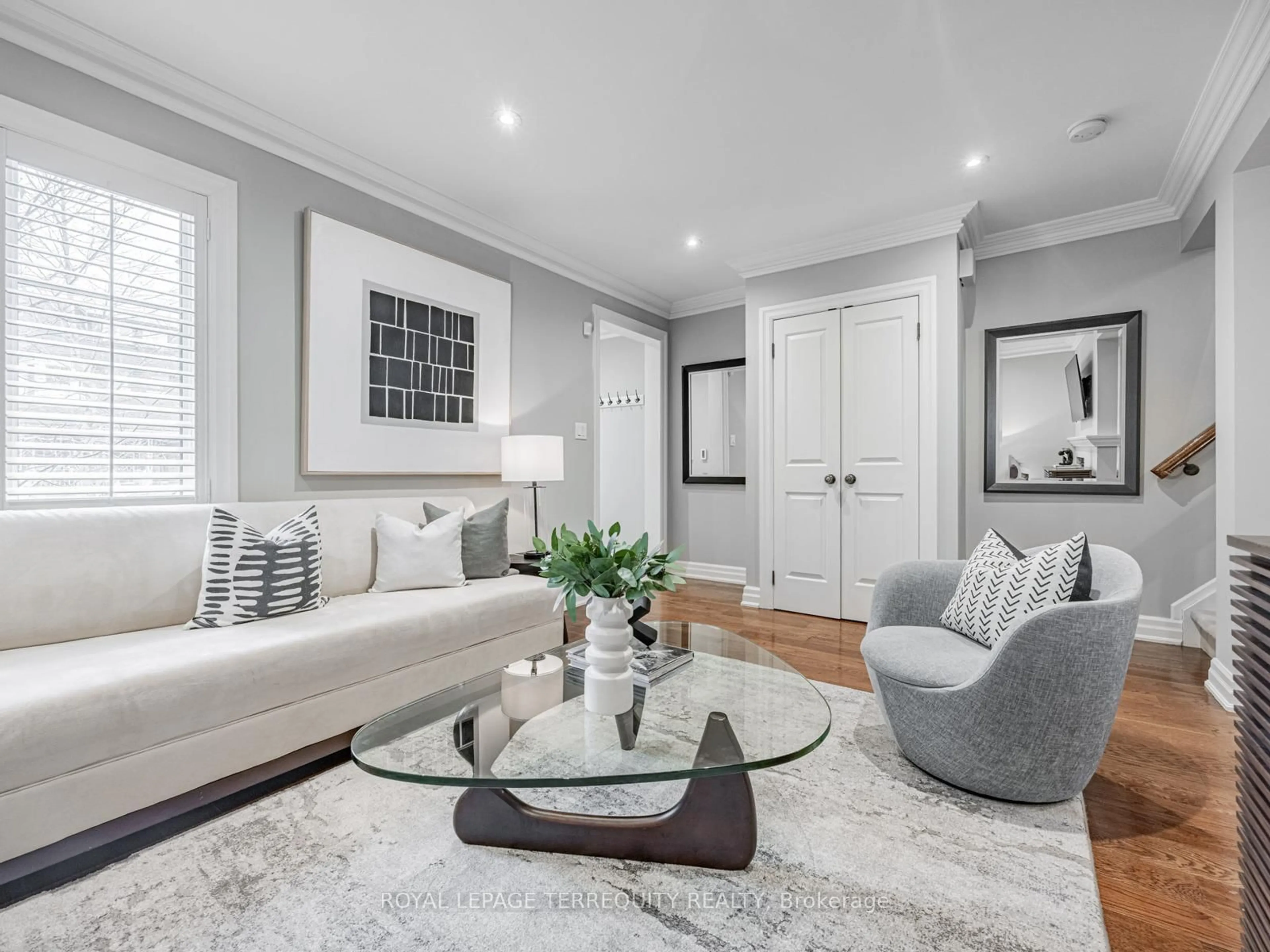 Living room with furniture, unknown for 32 Hendrick Ave, Toronto Ontario M6G 3S5