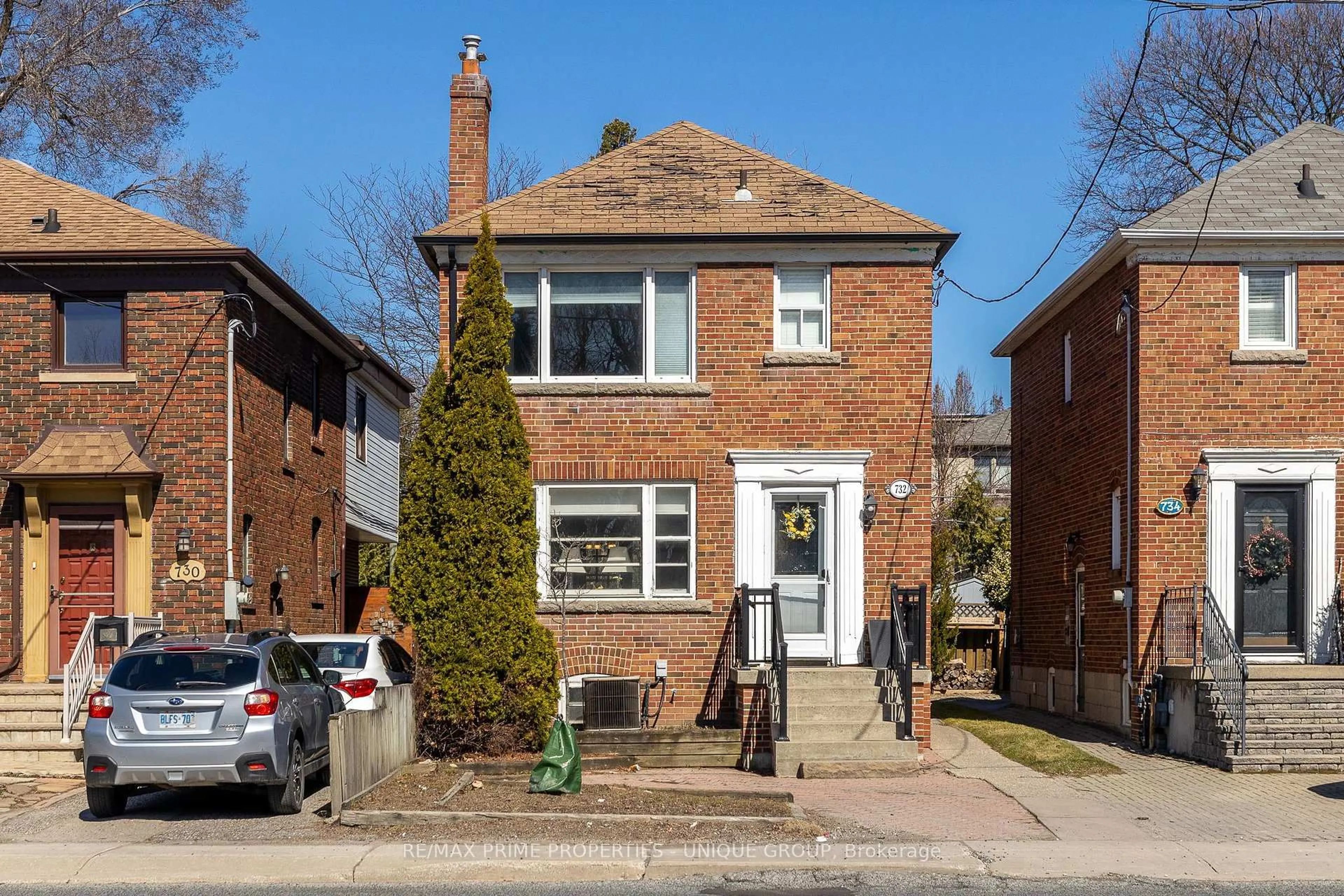 Home with brick exterior material, street for 732 Eglinton Ave, Toronto Ontario M4G 2K7