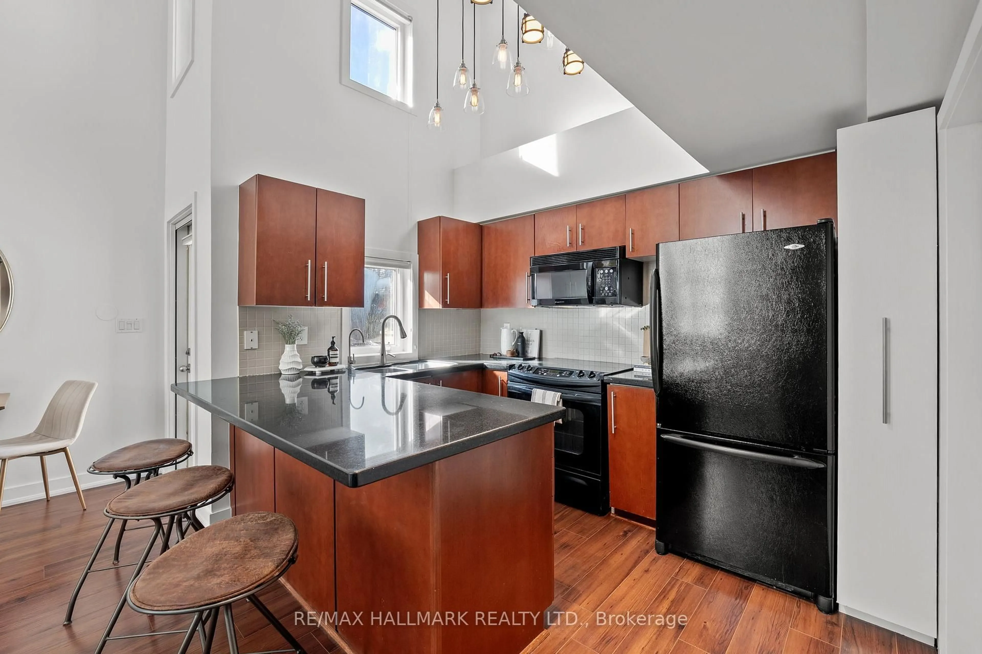 Open concept kitchen, unknown for 21 Earl St #302, Toronto Ontario M4Y 3C8
