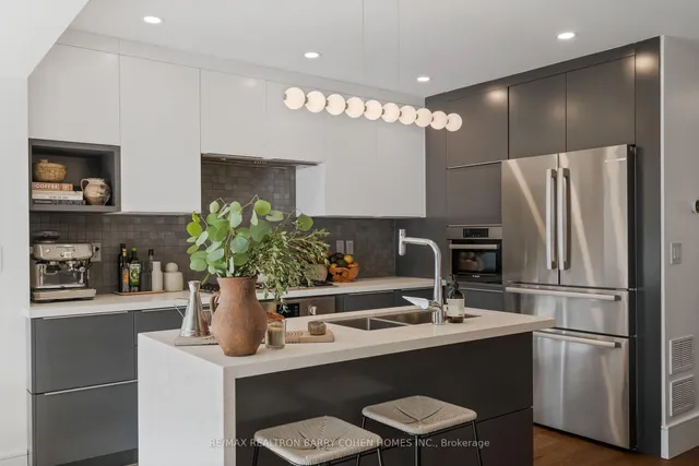 Additional property image - 341 Woburn Ave