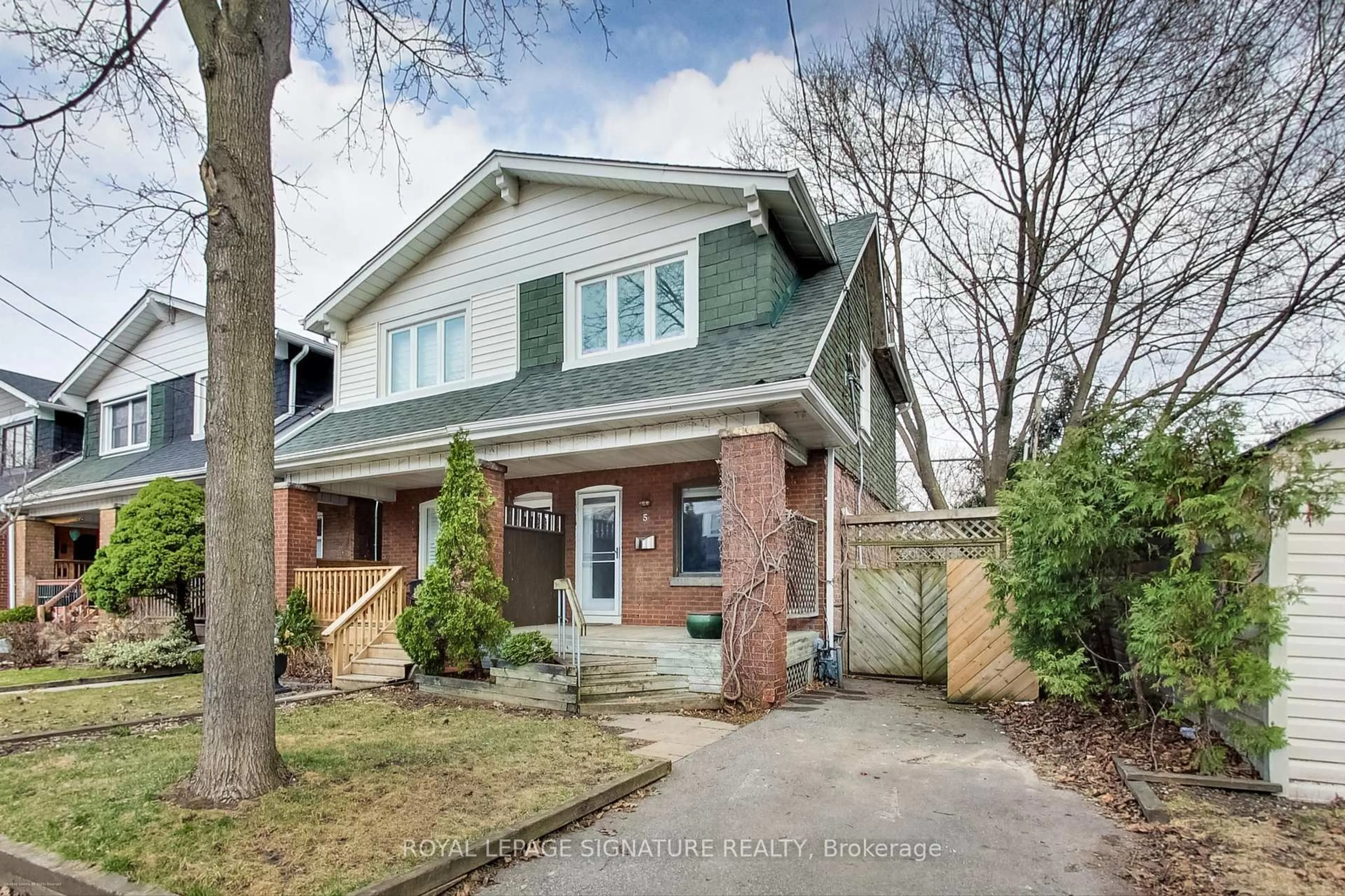 Home with brick exterior material, street for 5 Forsyth Rd, Toronto Ontario M4S 2P8