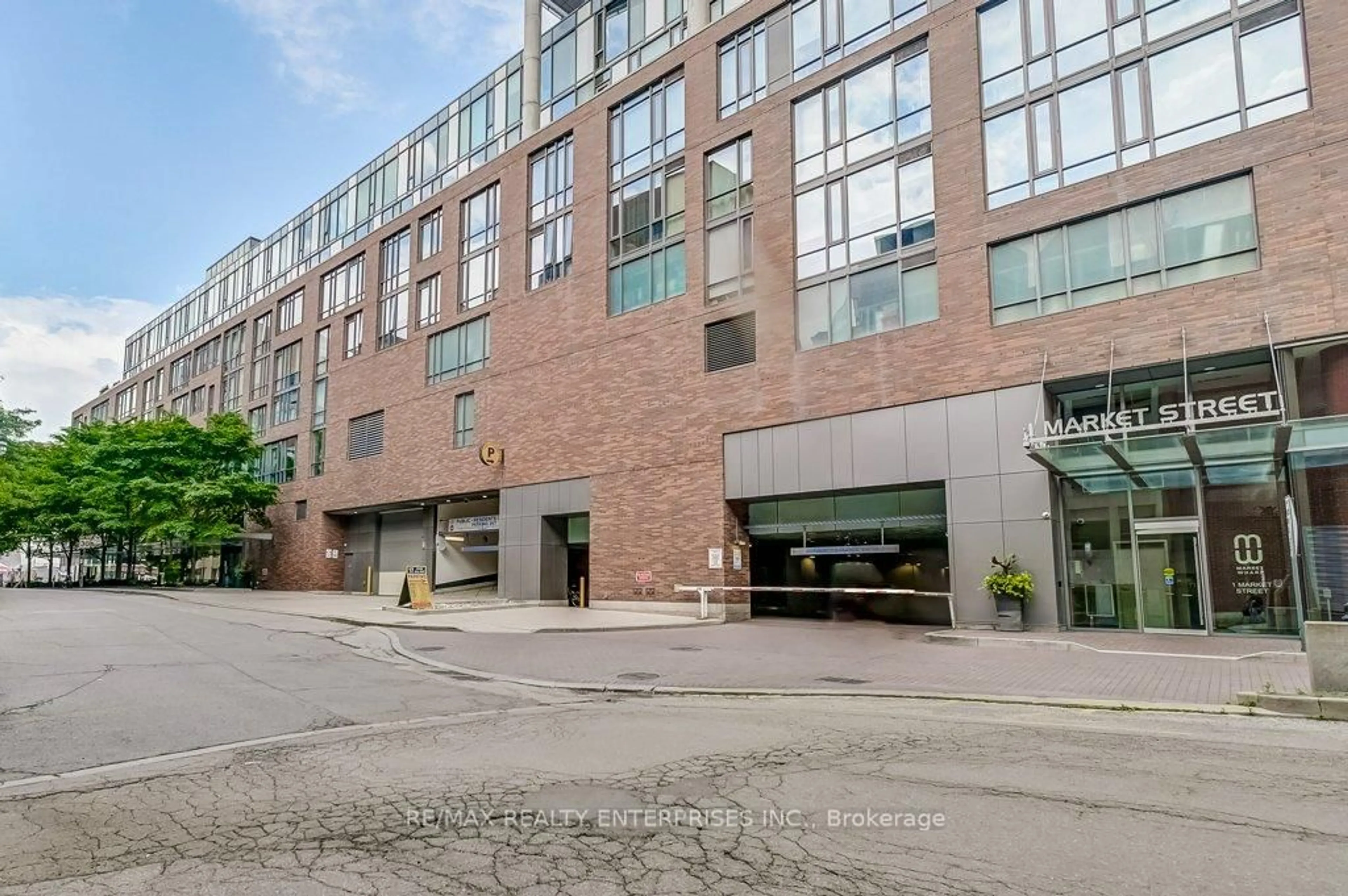 Indoor foyer for 1 Market St #1413, Toronto Ontario M5E 0A2