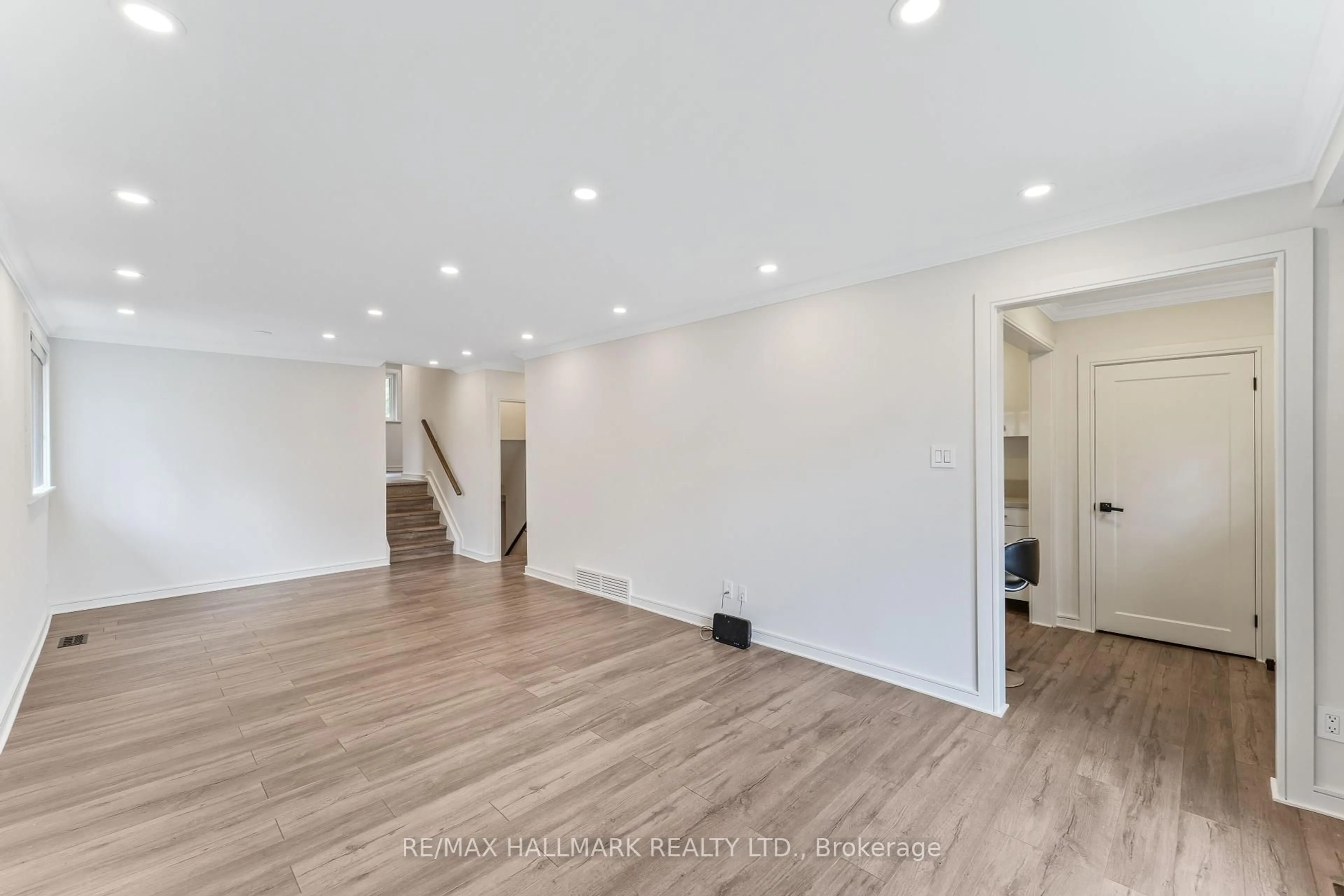 A pic of a room for 52 Drysdale Cres, Toronto Ontario M2H 1M8
