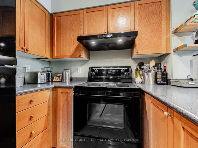 Additional property image - 253 Merton St Unit 611