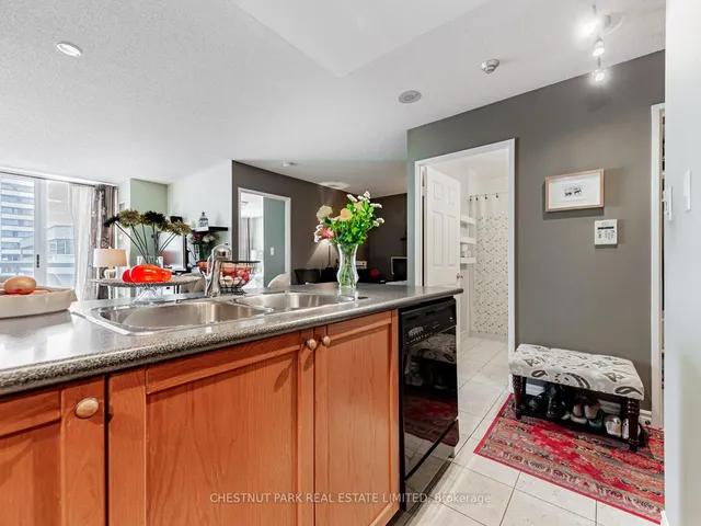 Additional property image - 253 Merton St Unit 611
