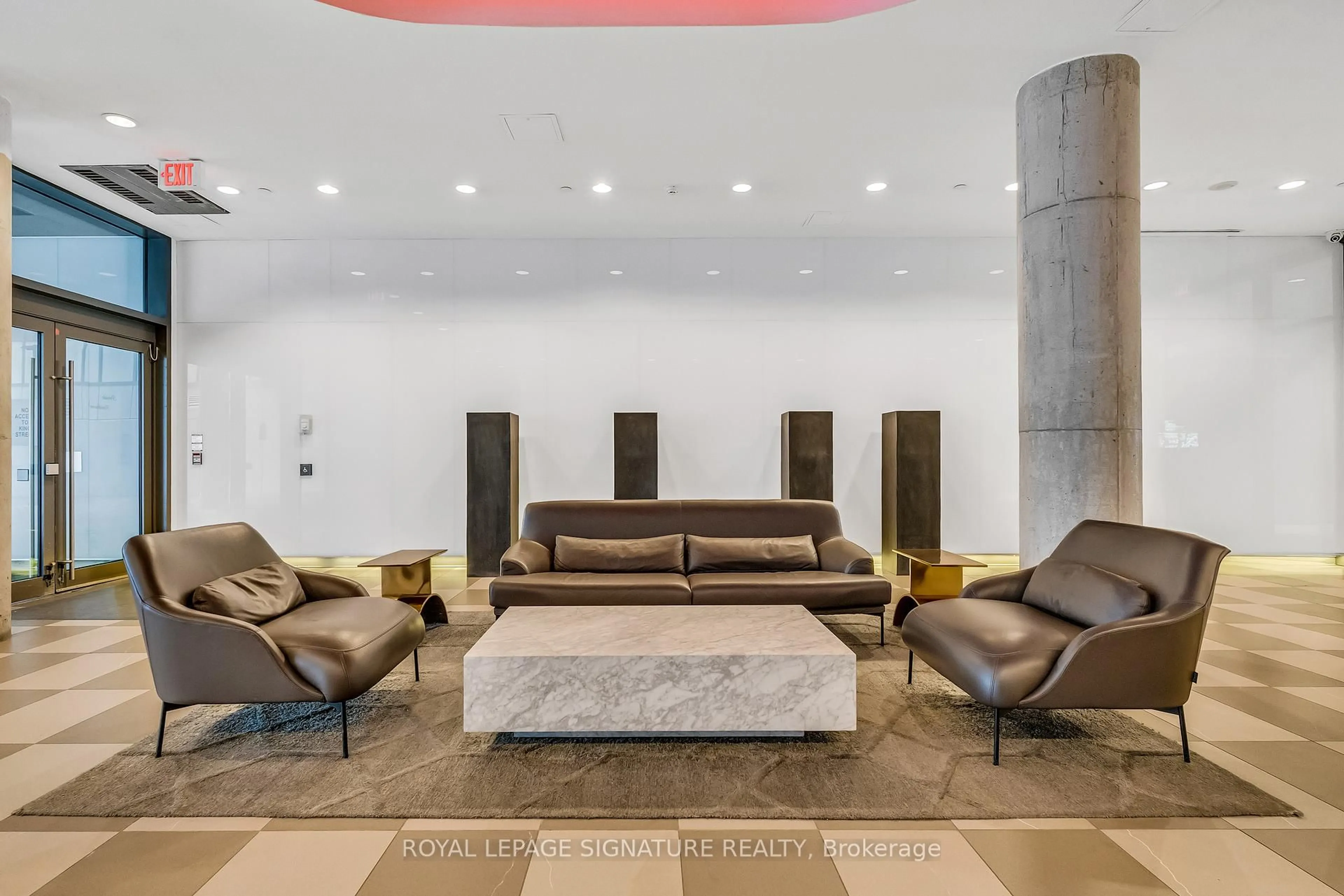 Lobby for 461 Adelaide St #916, Toronto Ontario M5V 0L6