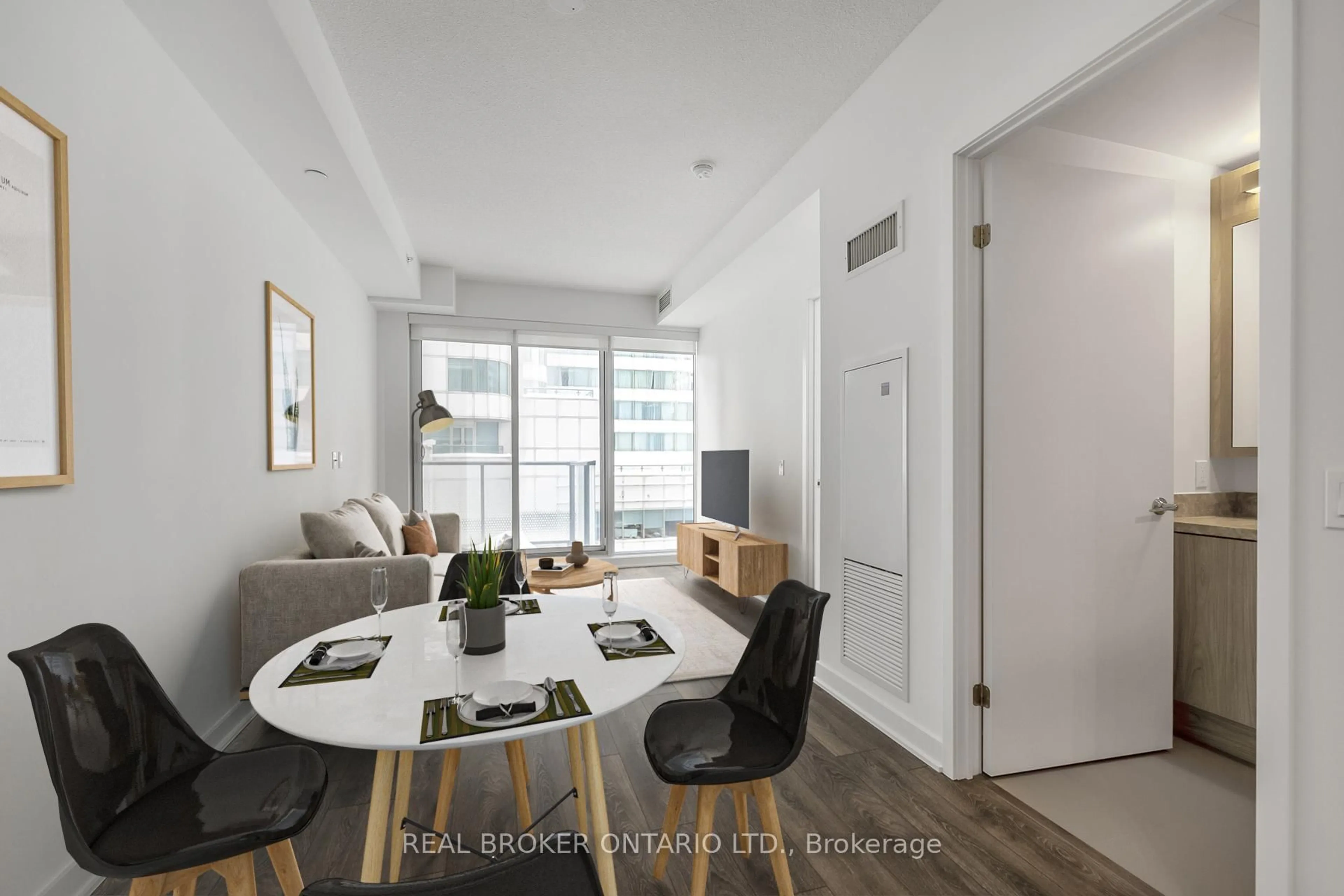 Unknown for 125 Blue Jays Way #1207, Toronto Ontario M5V 0N5