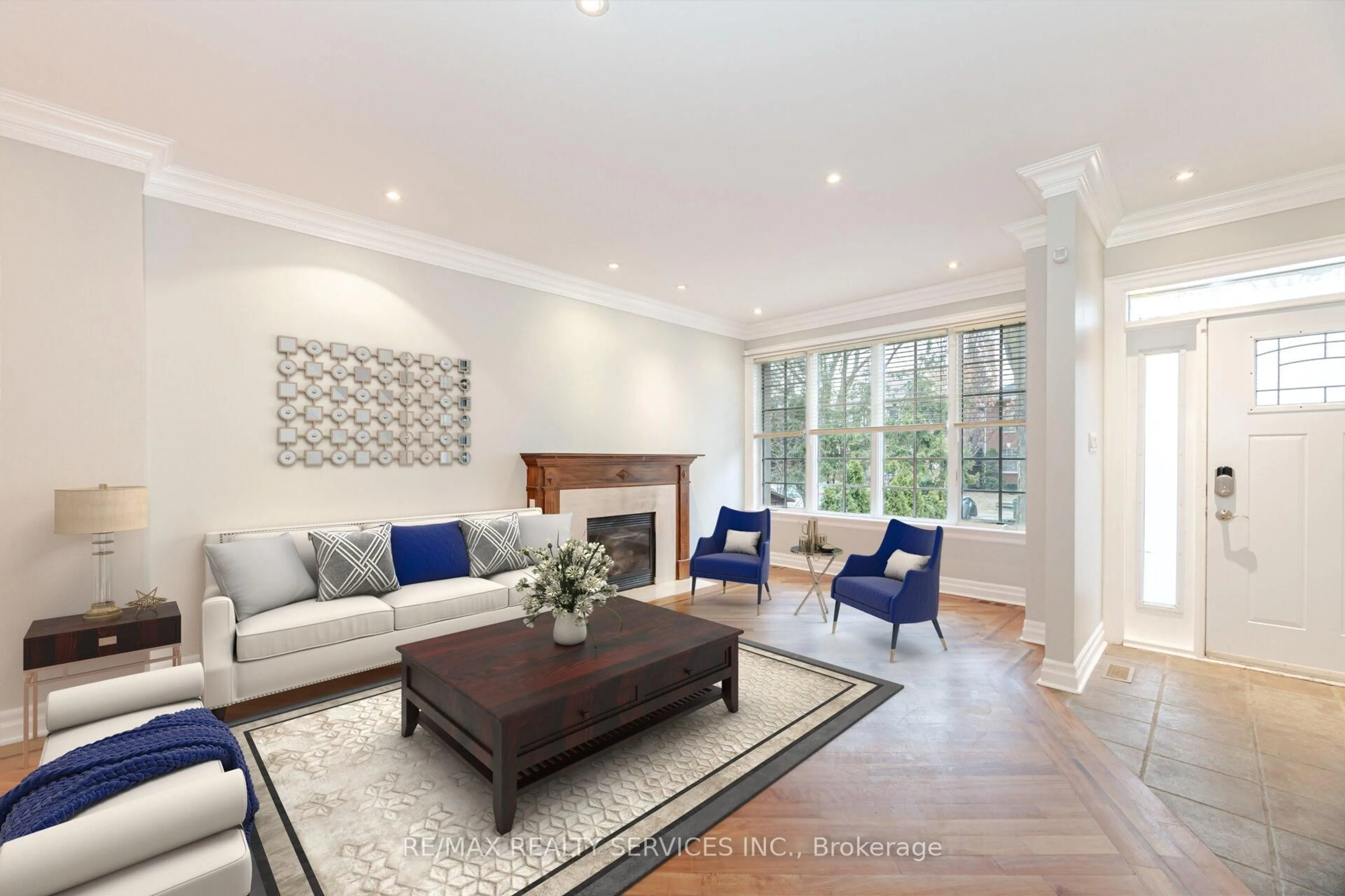 Living room with furniture, unknown for 266 Airdrie Rd, Toronto Ontario M4G 1N1