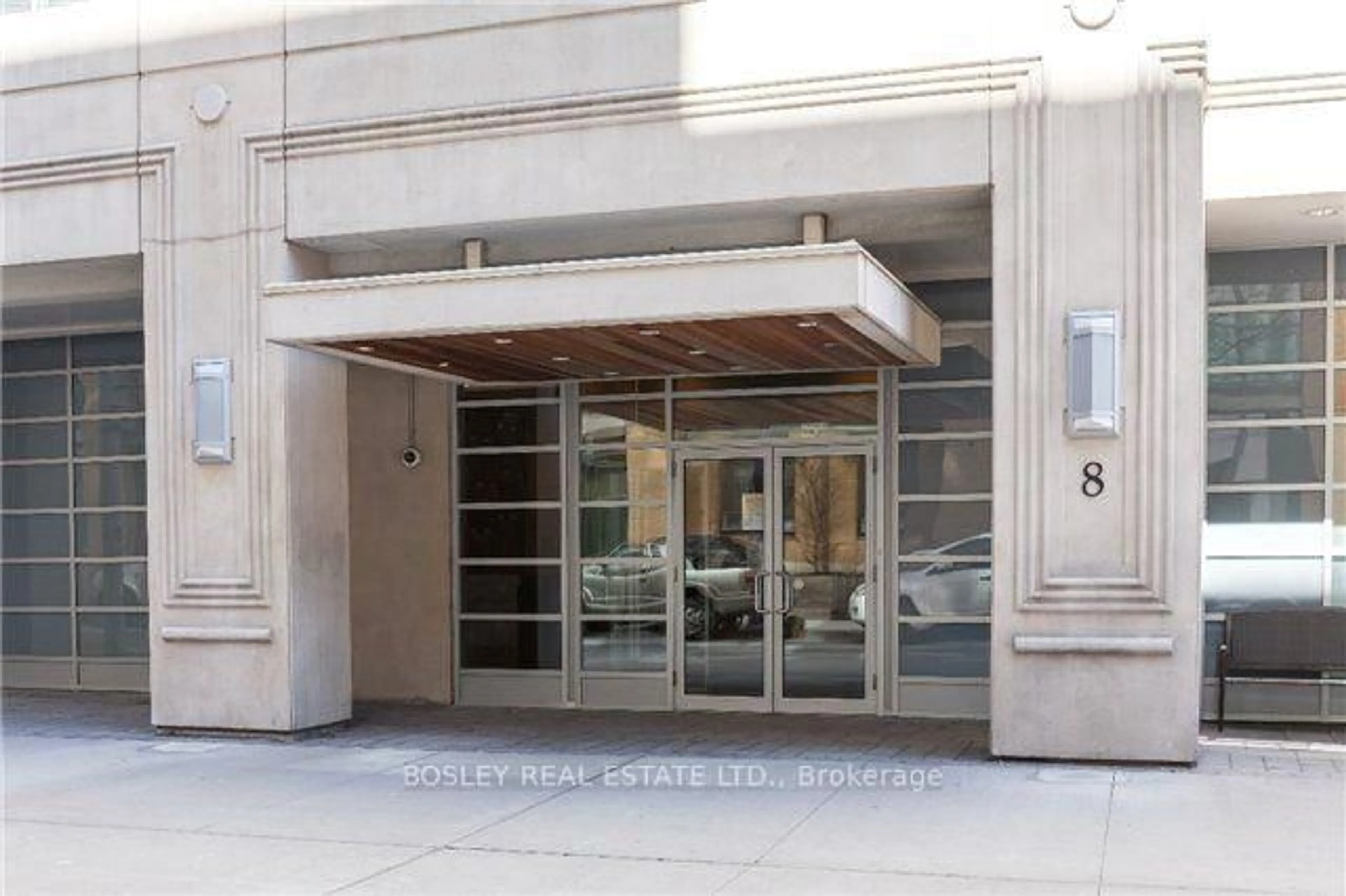 Indoor foyer for 8 Scollard St #PH206, Toronto Ontario M5R 1M2