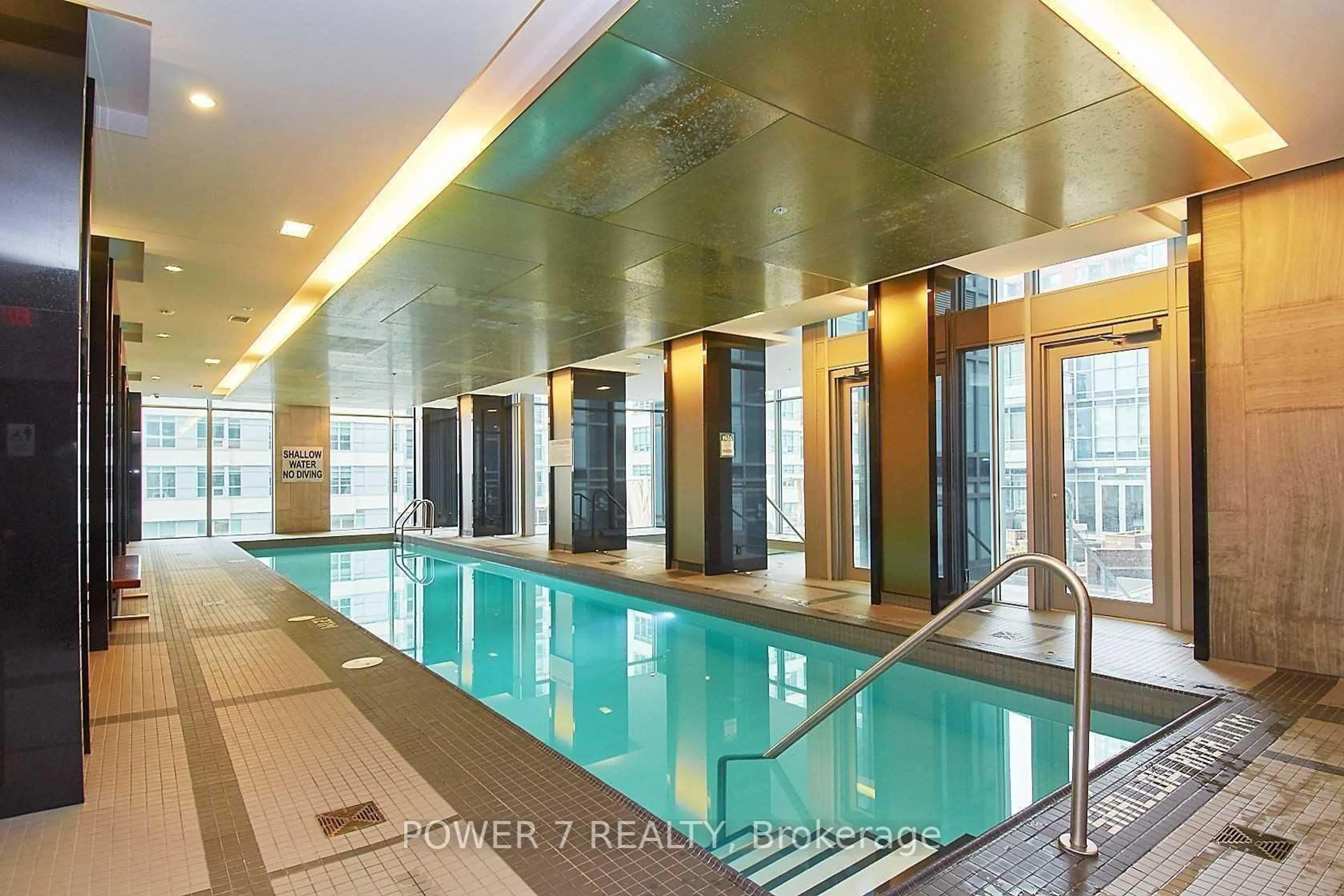 Pool for 98 Lillian St #1620, Toronto Ontario M4S 0A5