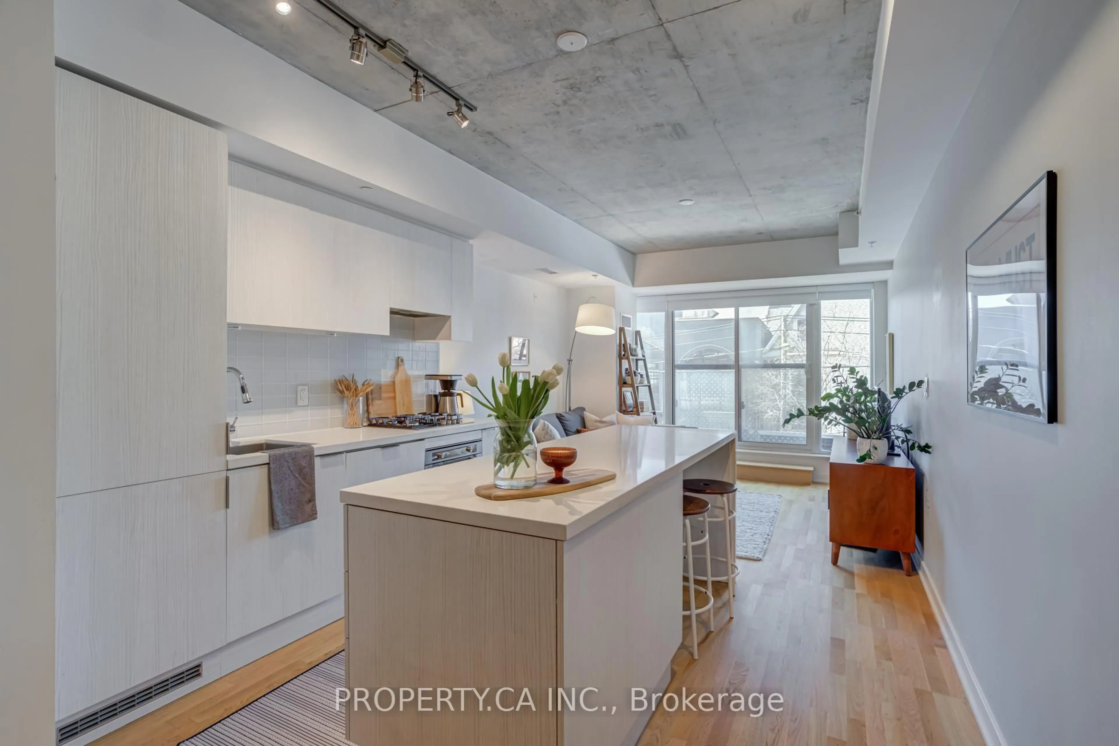 Open concept kitchen, unknown for 109 Ossington Ave #203, Toronto Ontario M6J 0G1