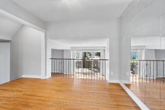 Additional image 11 of 70 Castlebury Cres Unit 8